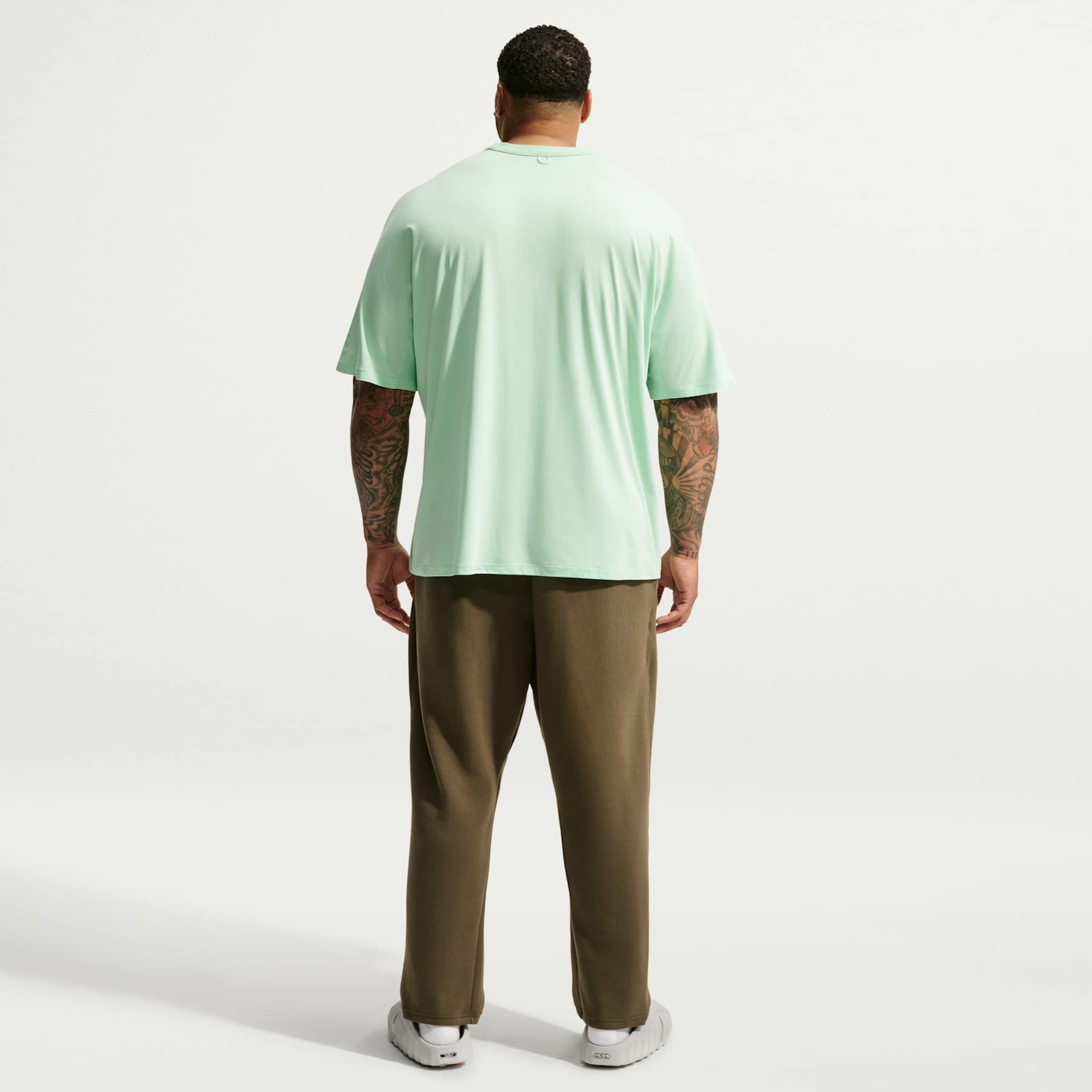 Camiseta Dri-FIT Nike 24.7 Knit Masculina - Foto 5