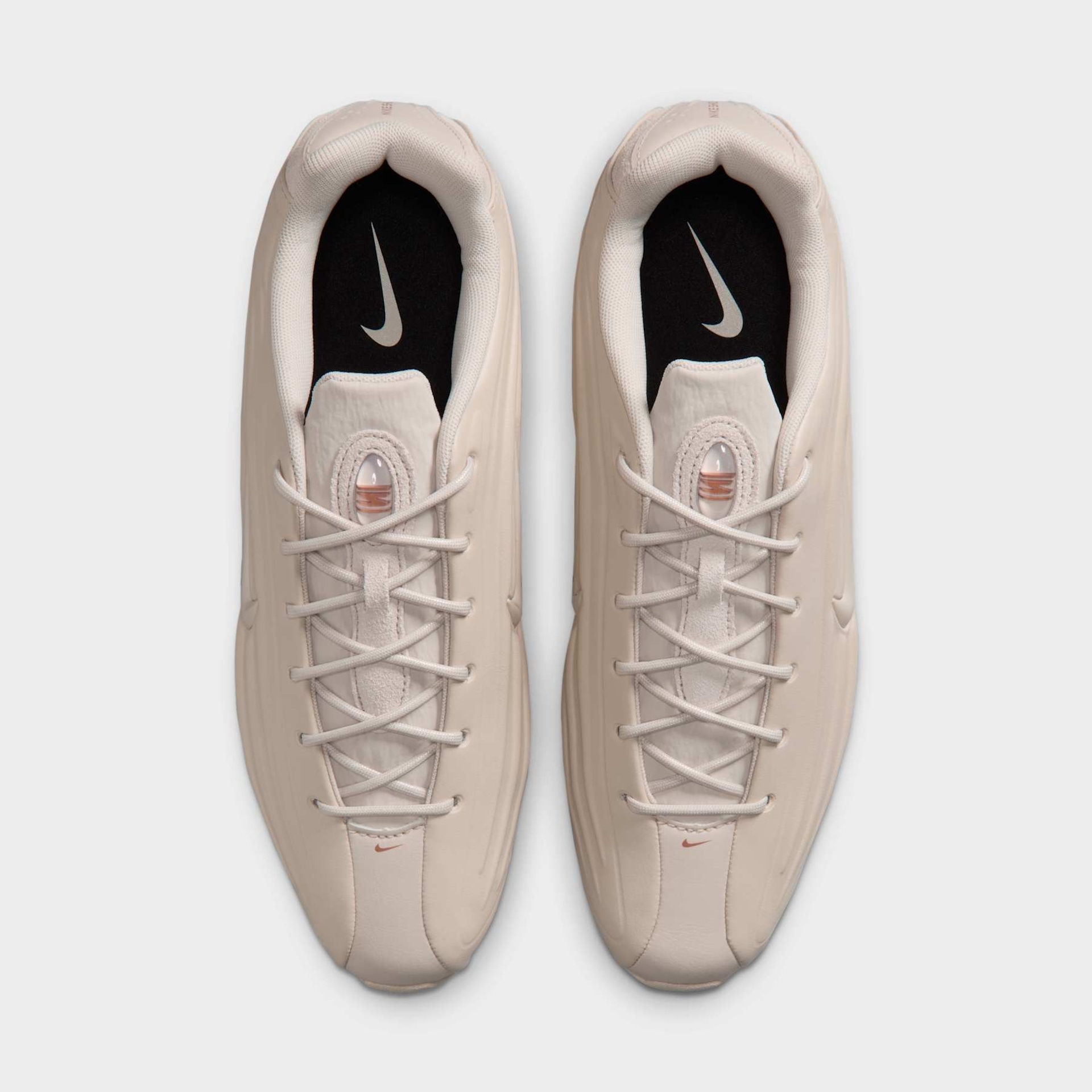 Tênis Nike Shox Z Feminino - Foto 4