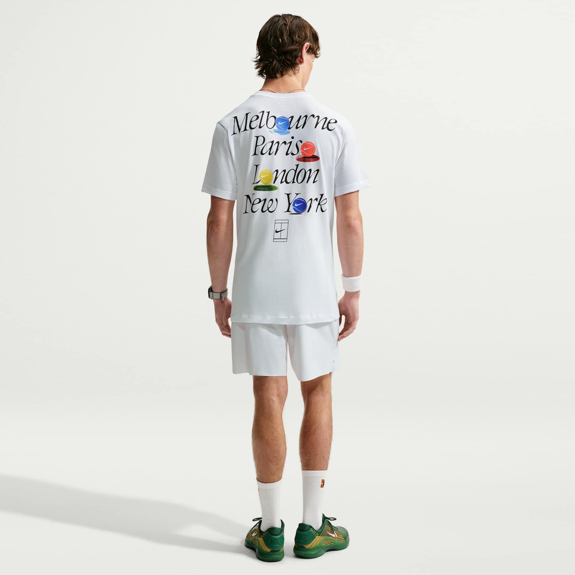 Camiseta Dri-FIT Nike Court EOY Masculina - Foto 5