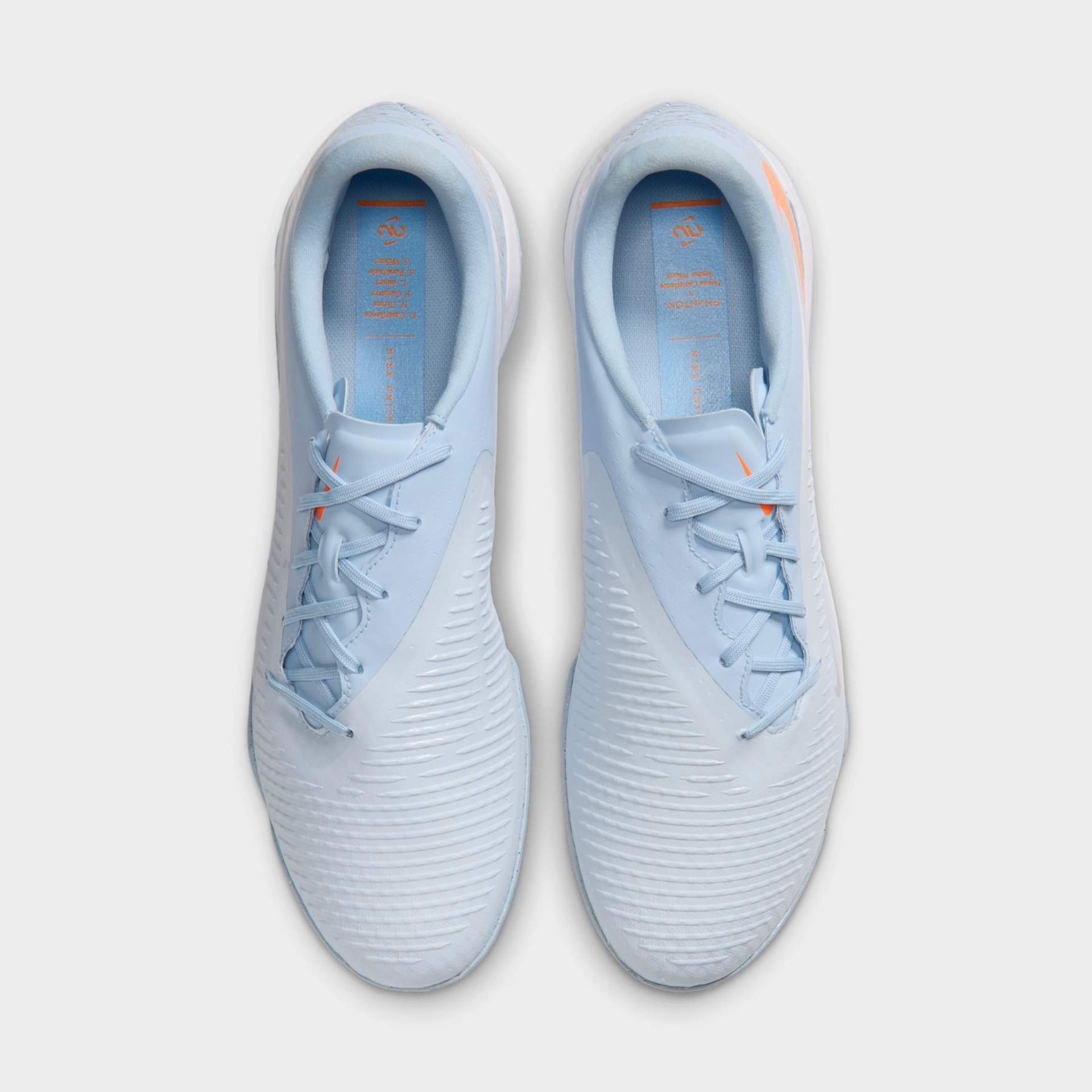 Chuteira Society Nike Phantom 6 Academy Low - Foto 4