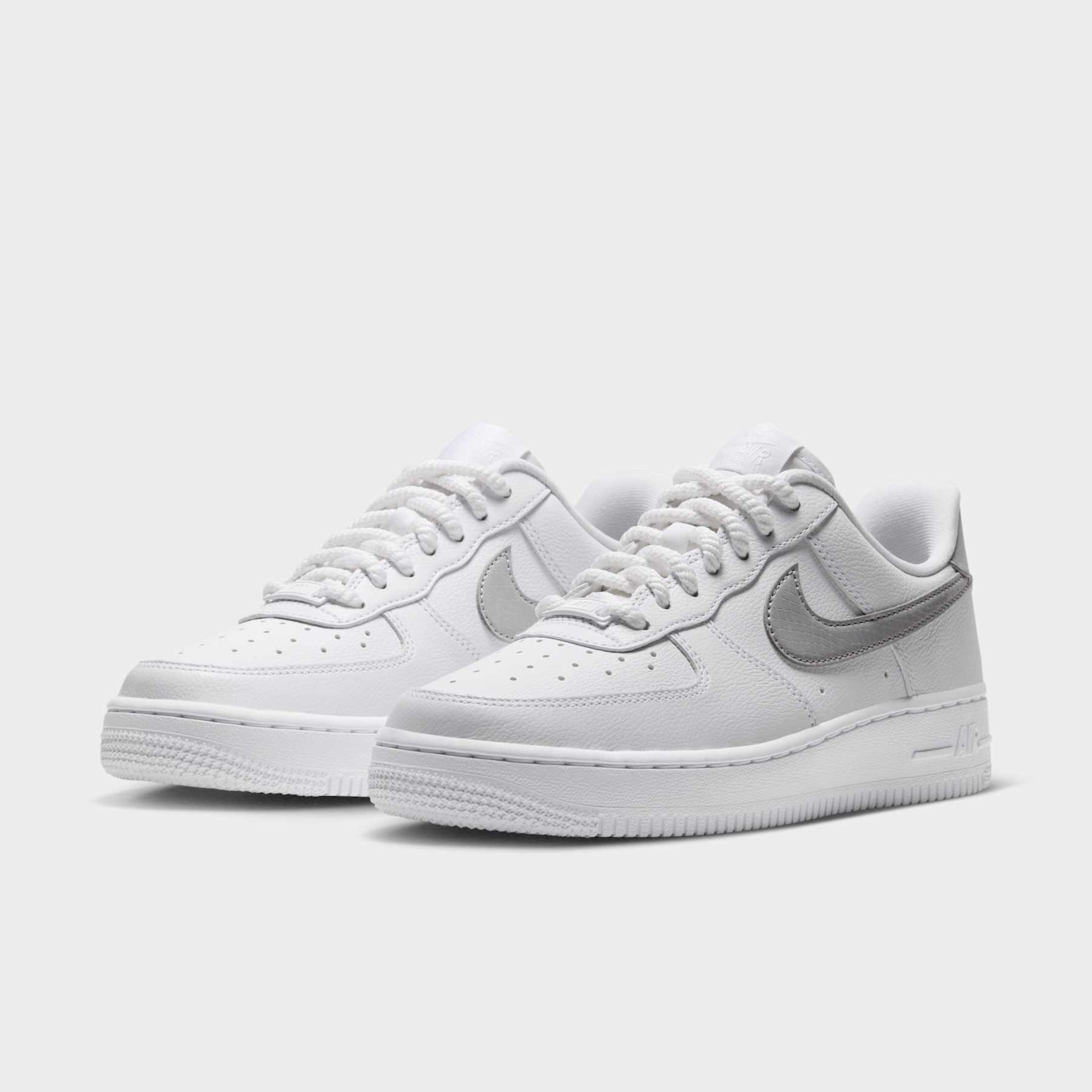 Tênis Nike Air Force 1 '07 Essential Feminino - Foto 5