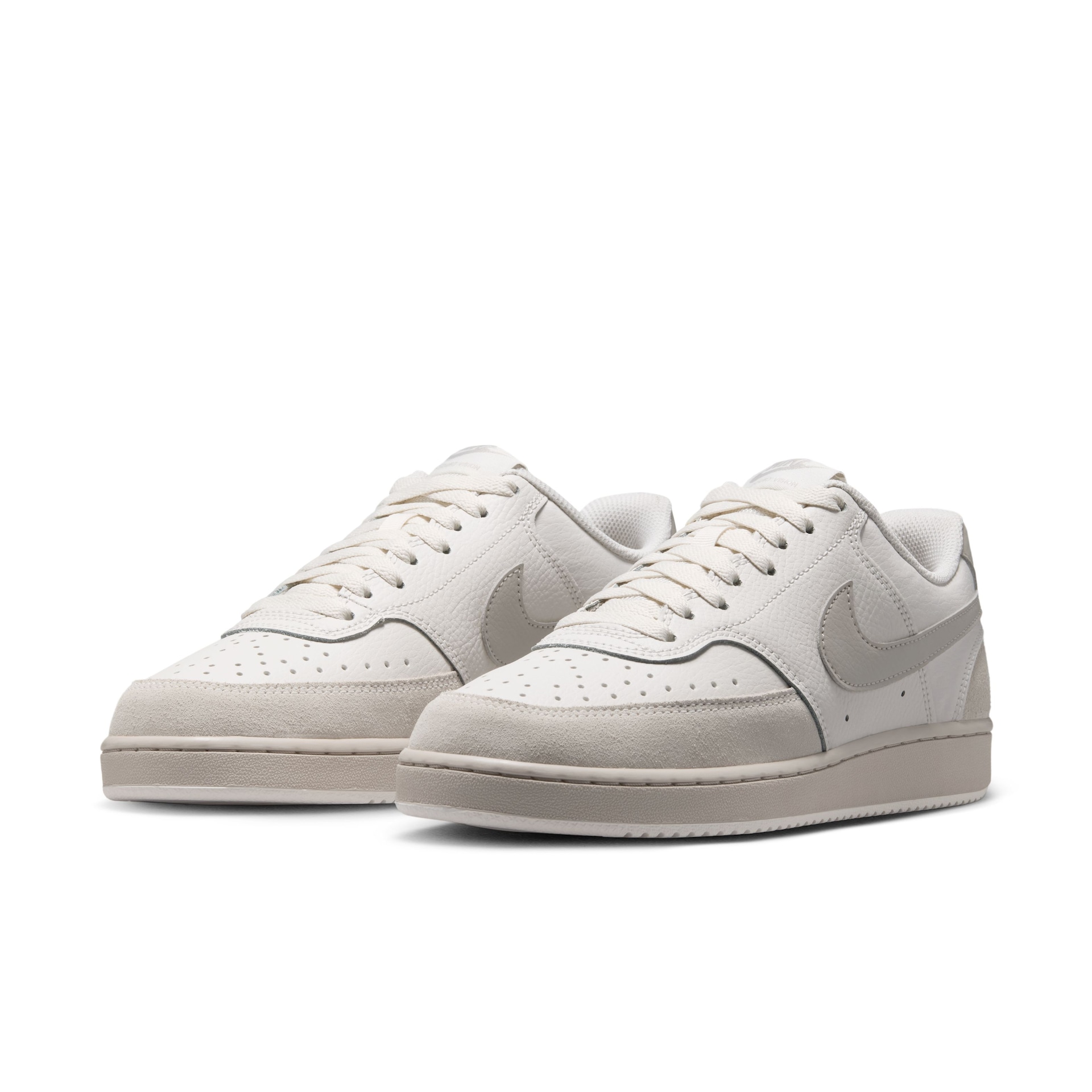 Tênis Nike Court Vision Low Suede Feminino - Foto 4