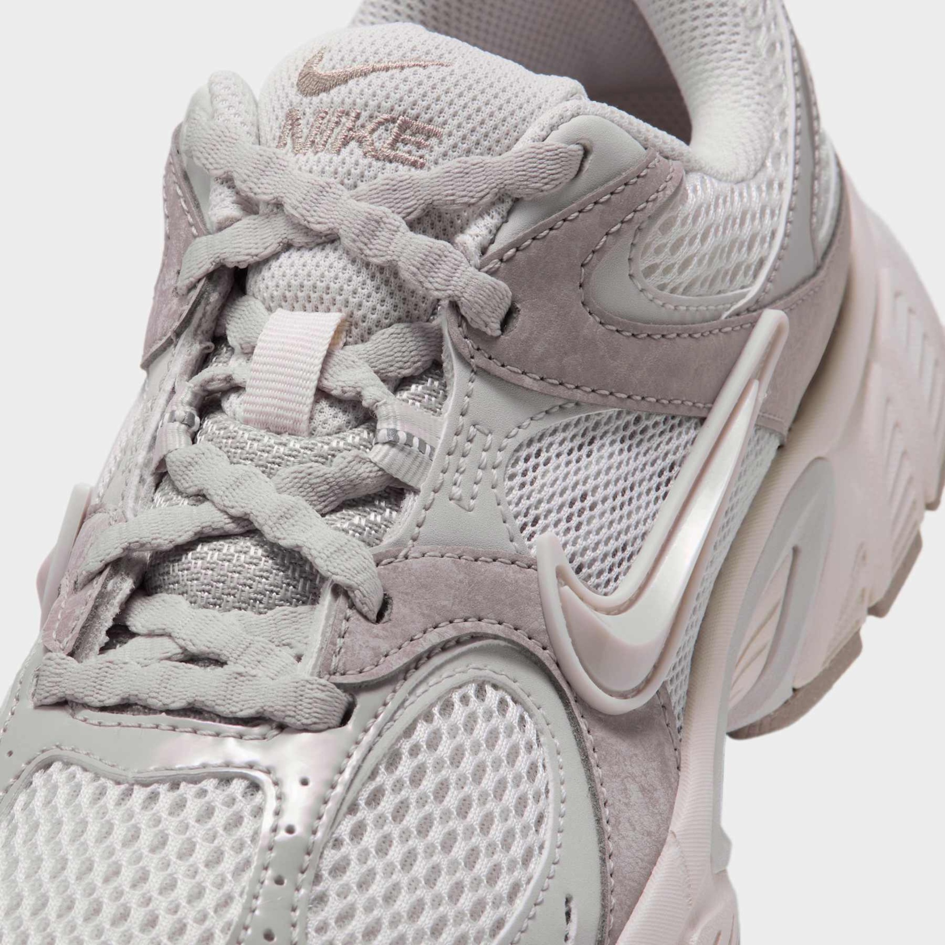 Tênis Nike V5 Runner Feminino - Foto 7