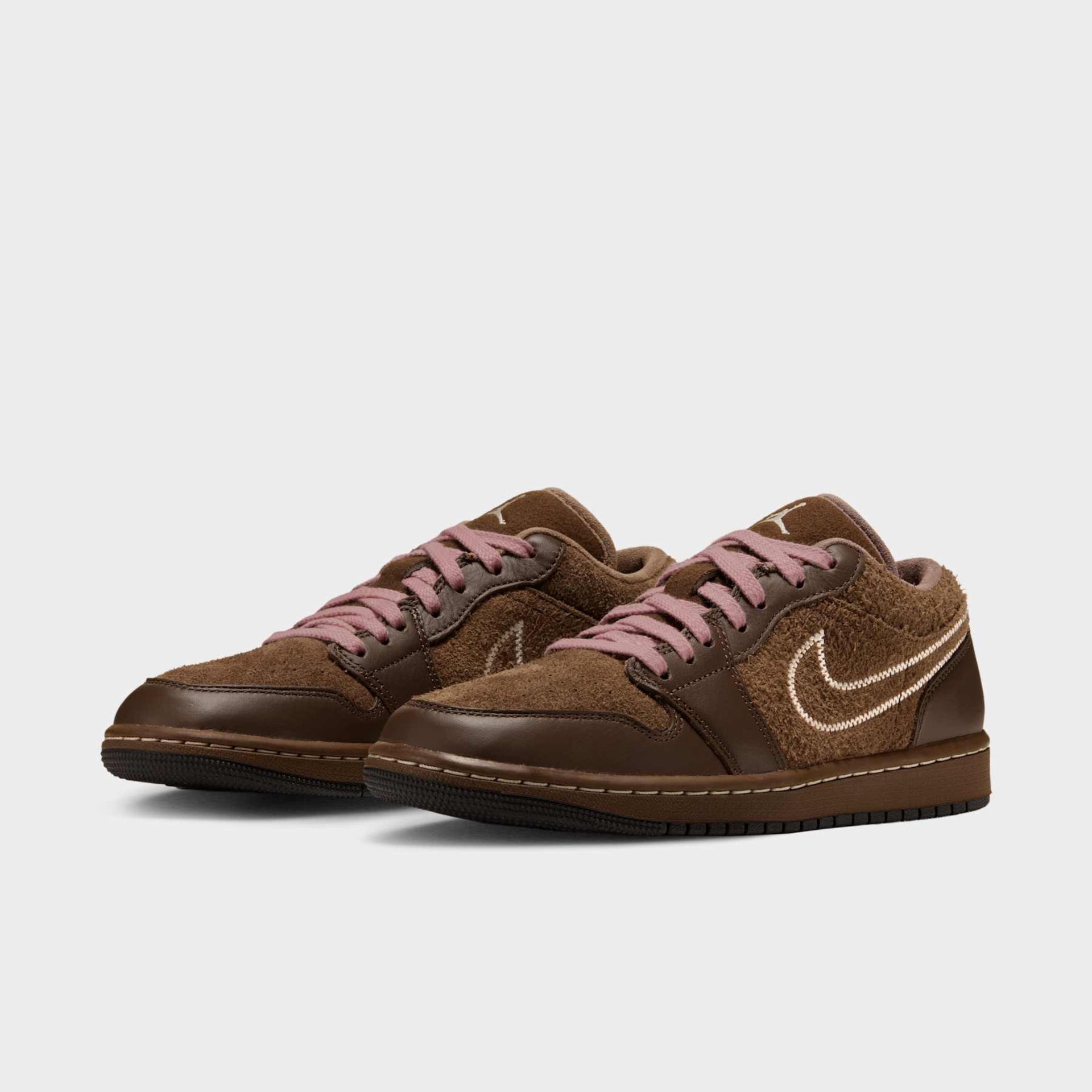 Tênis Air Jordan 1 Low SE Feminino - Foto 5