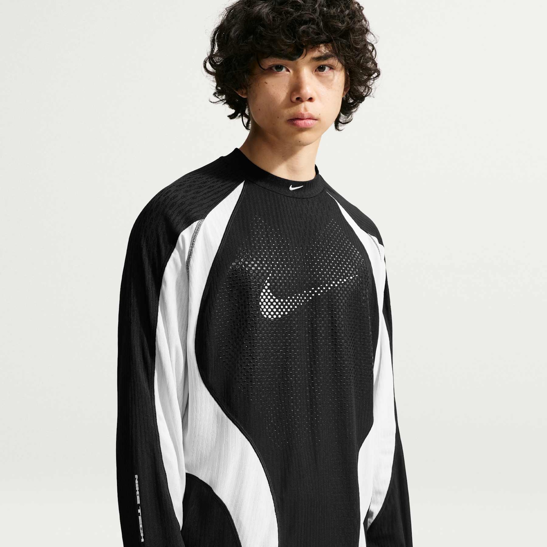 Camisa Dri-FIT Nike Tech ADV Magna Masculina - Foto 1