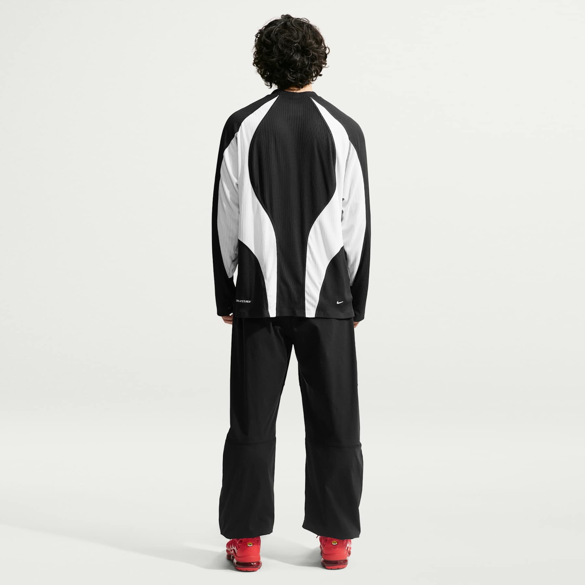 Camisa Dri-FIT Nike Tech ADV Magna Masculina - Foto 5