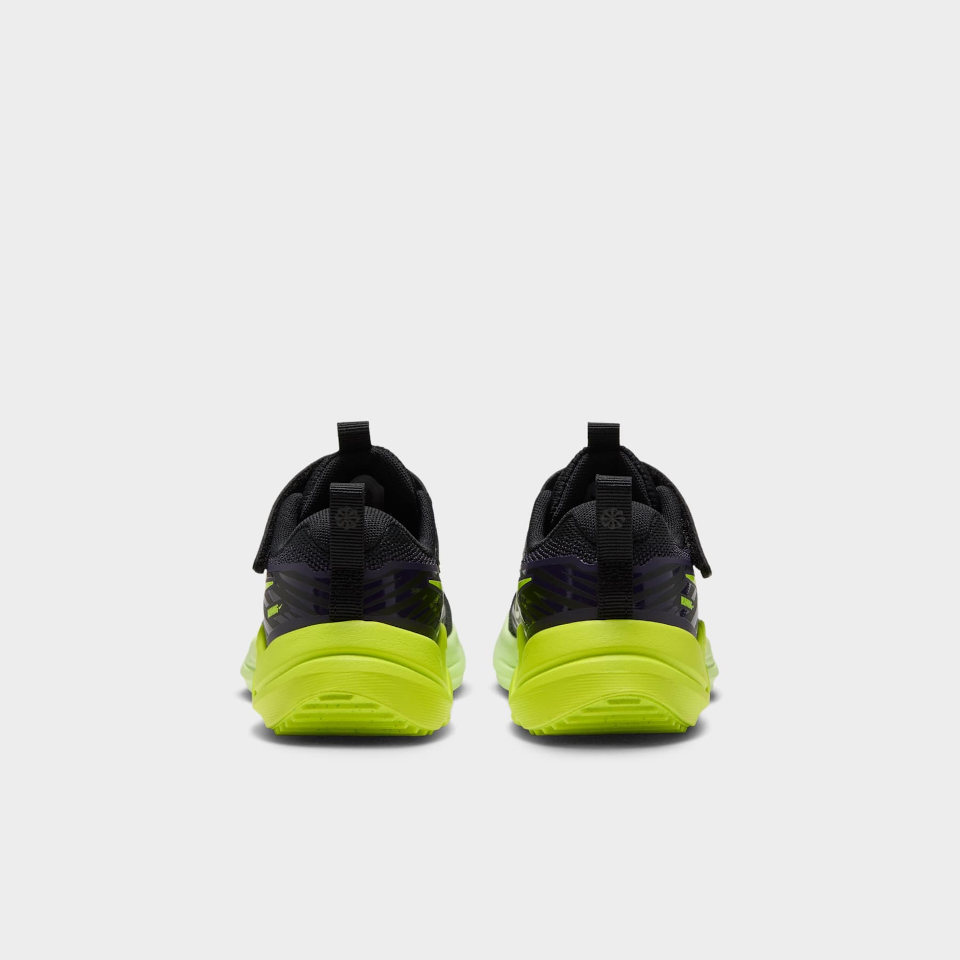 Tênis Nike Cosmic Runner Infantil - Foto 6