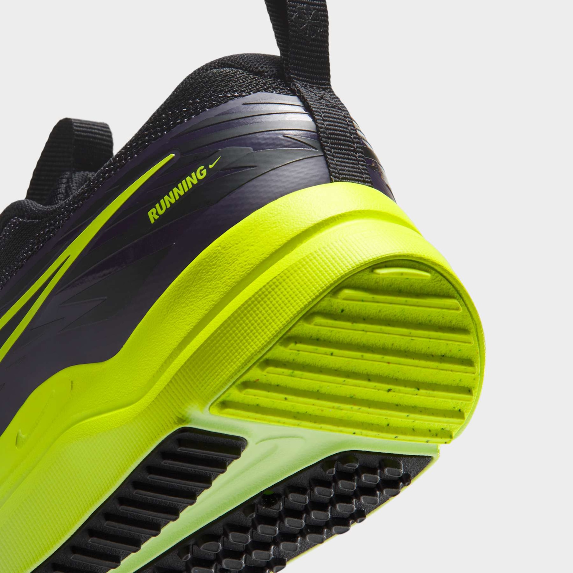 Tênis Nike Cosmic Runner Infantil - Foto 8