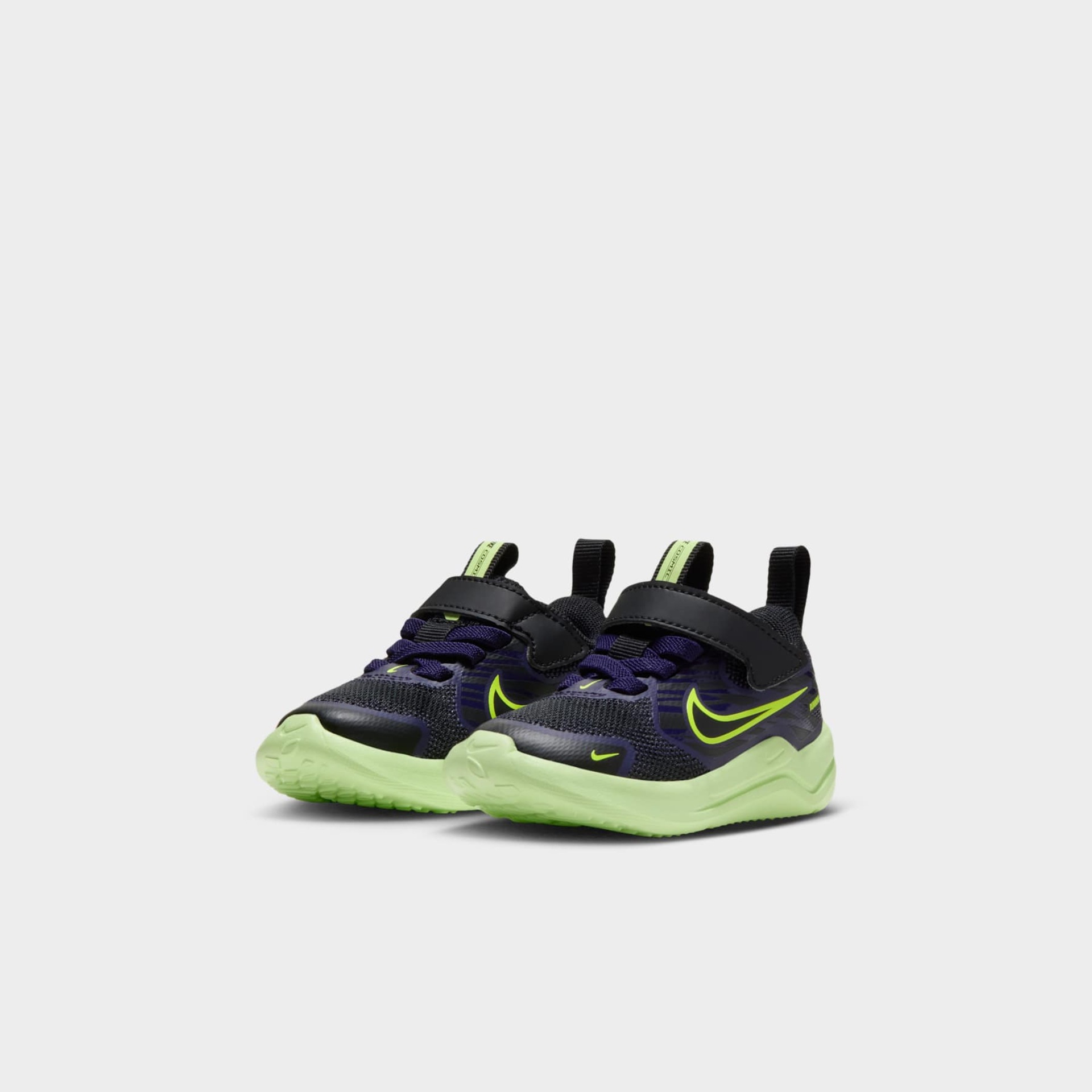 Tênis Nike Cosmic Runner Infantil - Foto 5