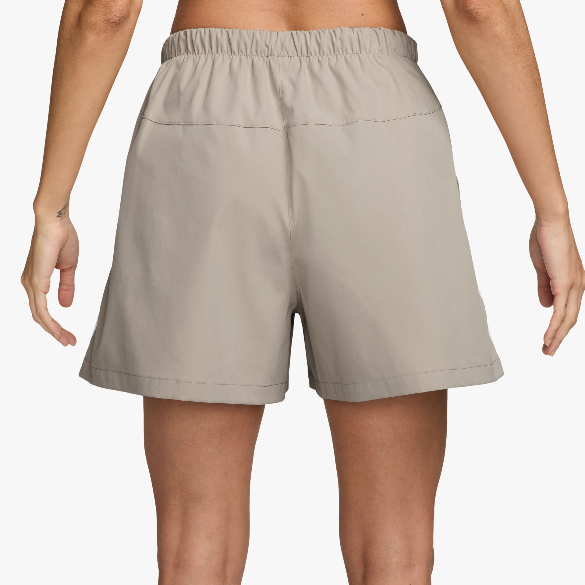 Shorts Nike Essential Feminino - Foto 4