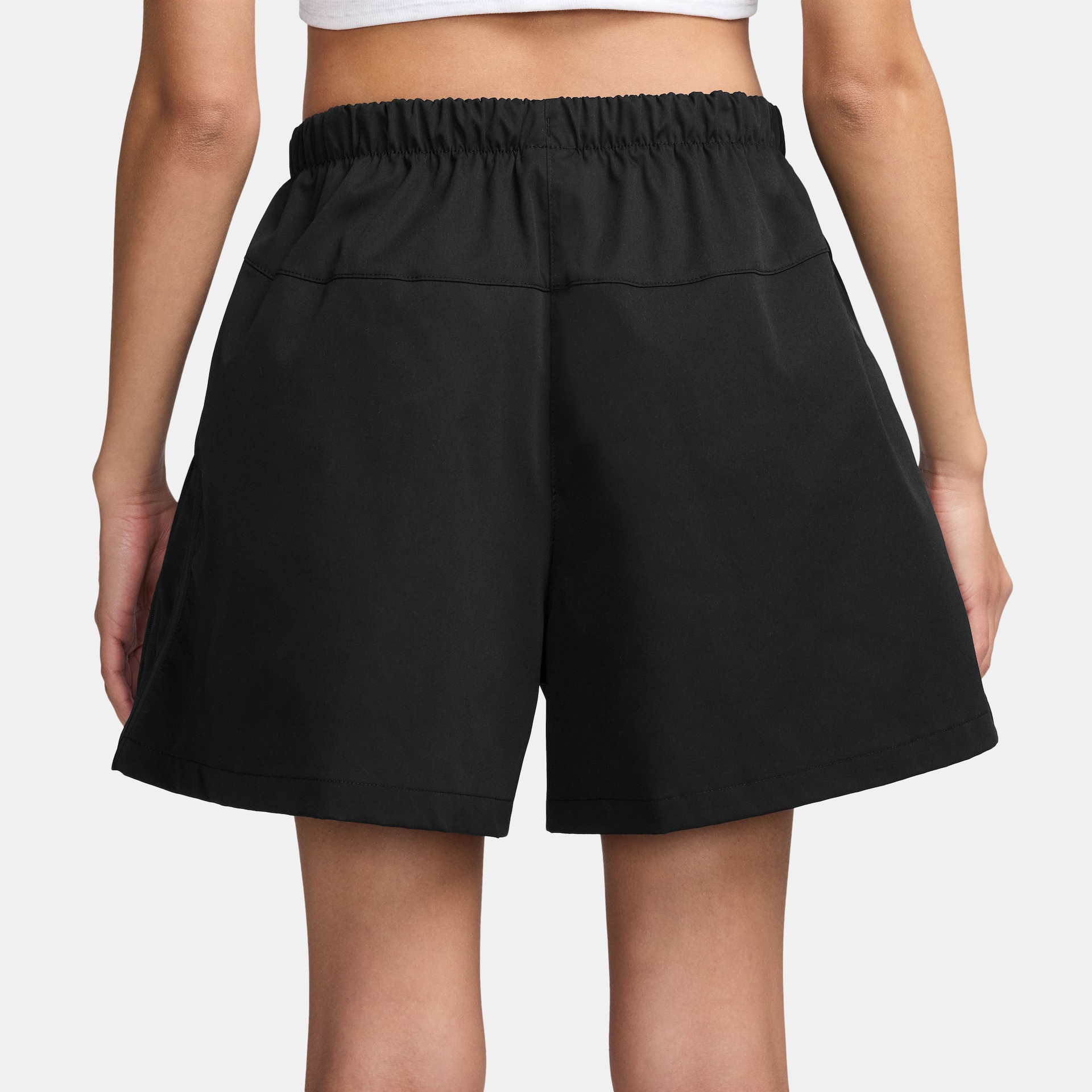 Shorts Nike Essential Feminino - Foto 4