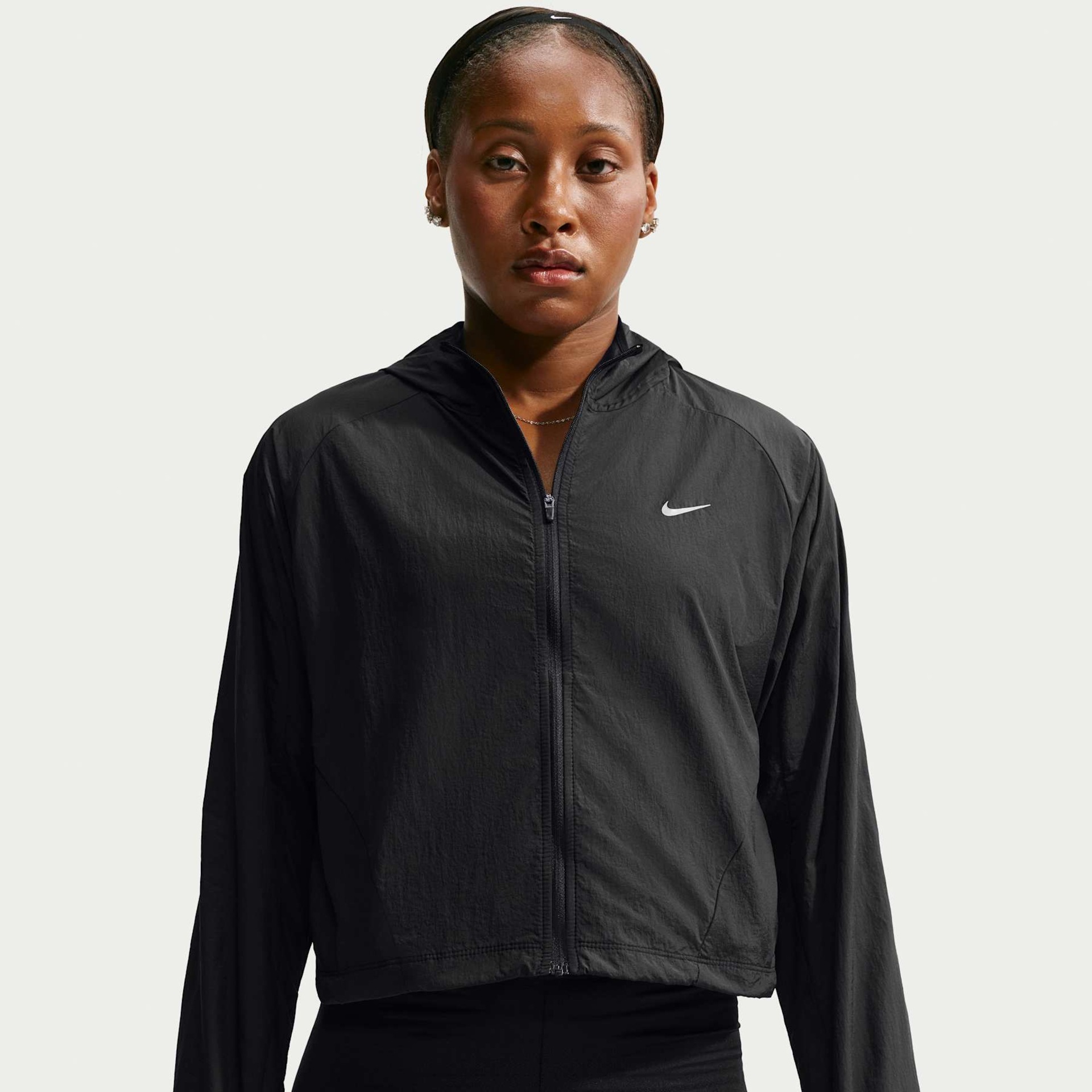 Jaqueta Cropped Nike Boxy Repel Feminina - Foto 1