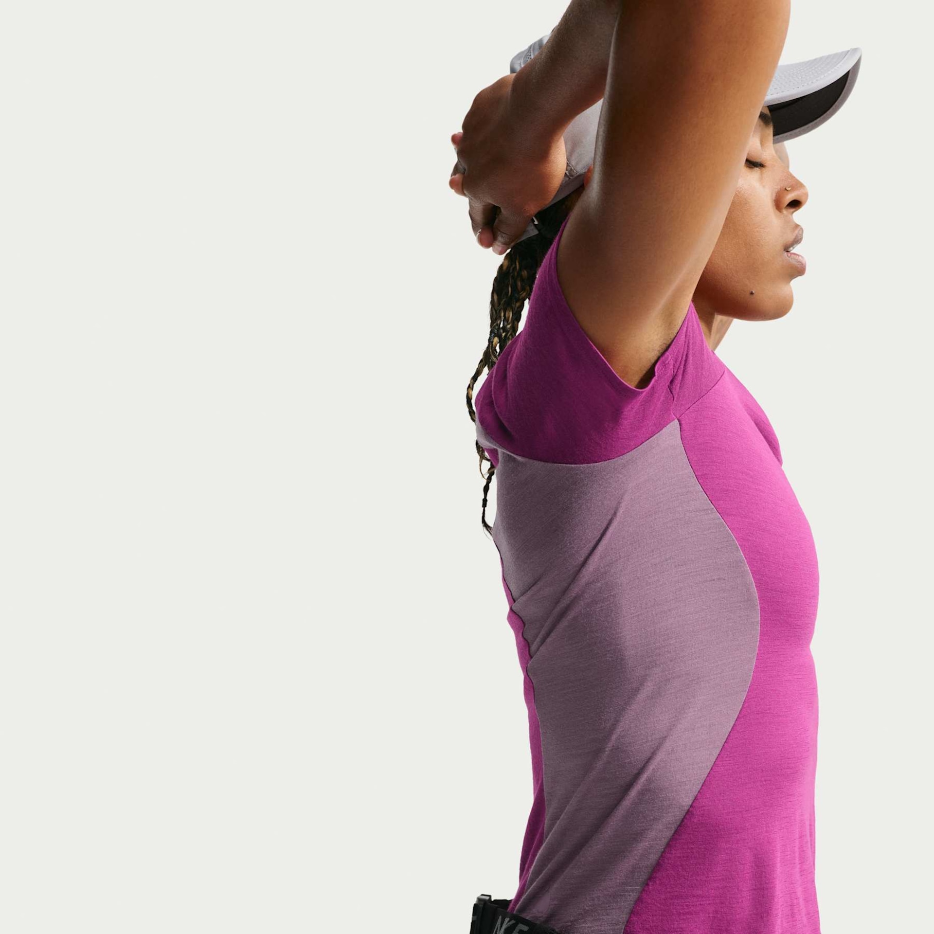 Camiseta Dri-FIT Nike Run Wool Feminina - Foto 3