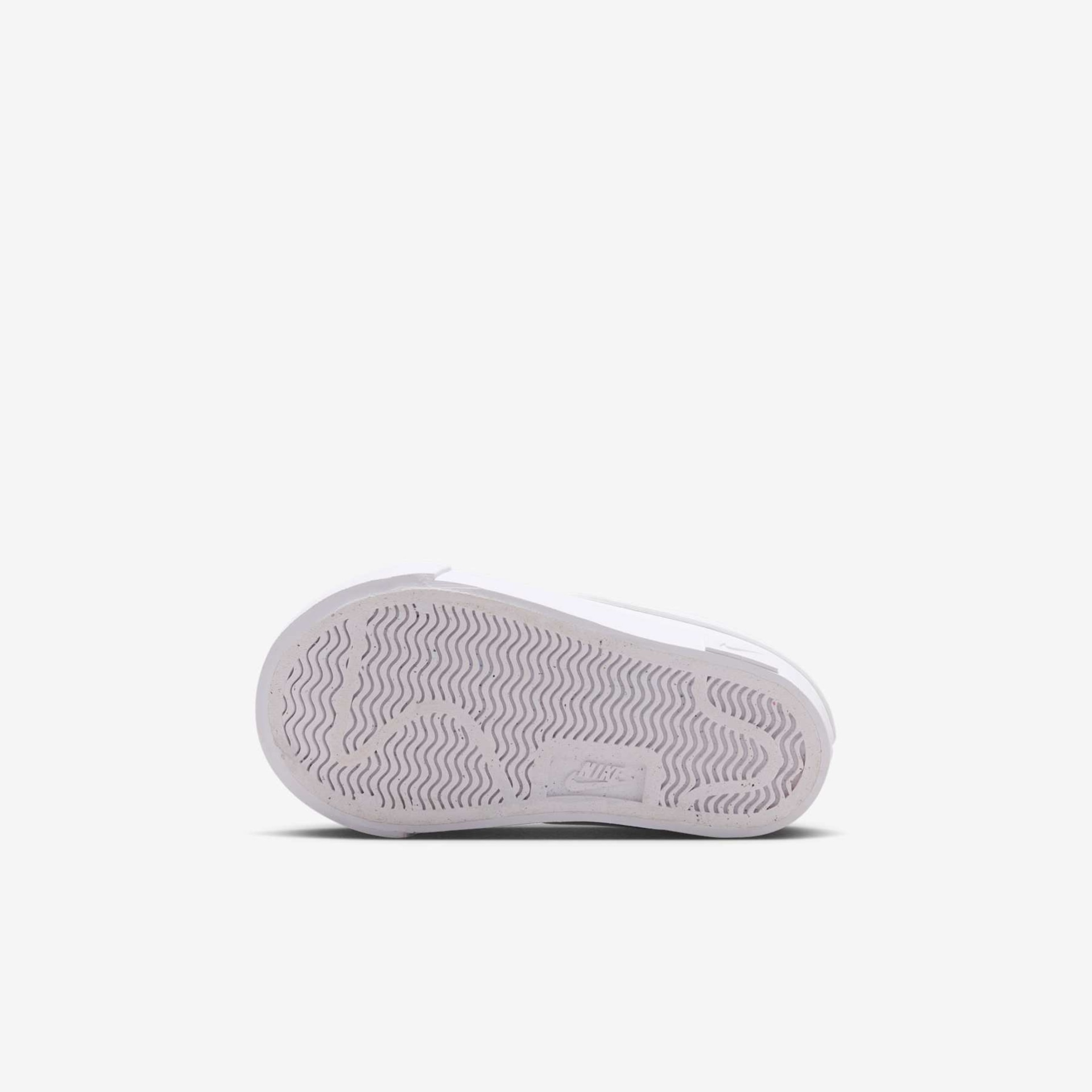Tênis Nike Essential Infantil - Foto 2