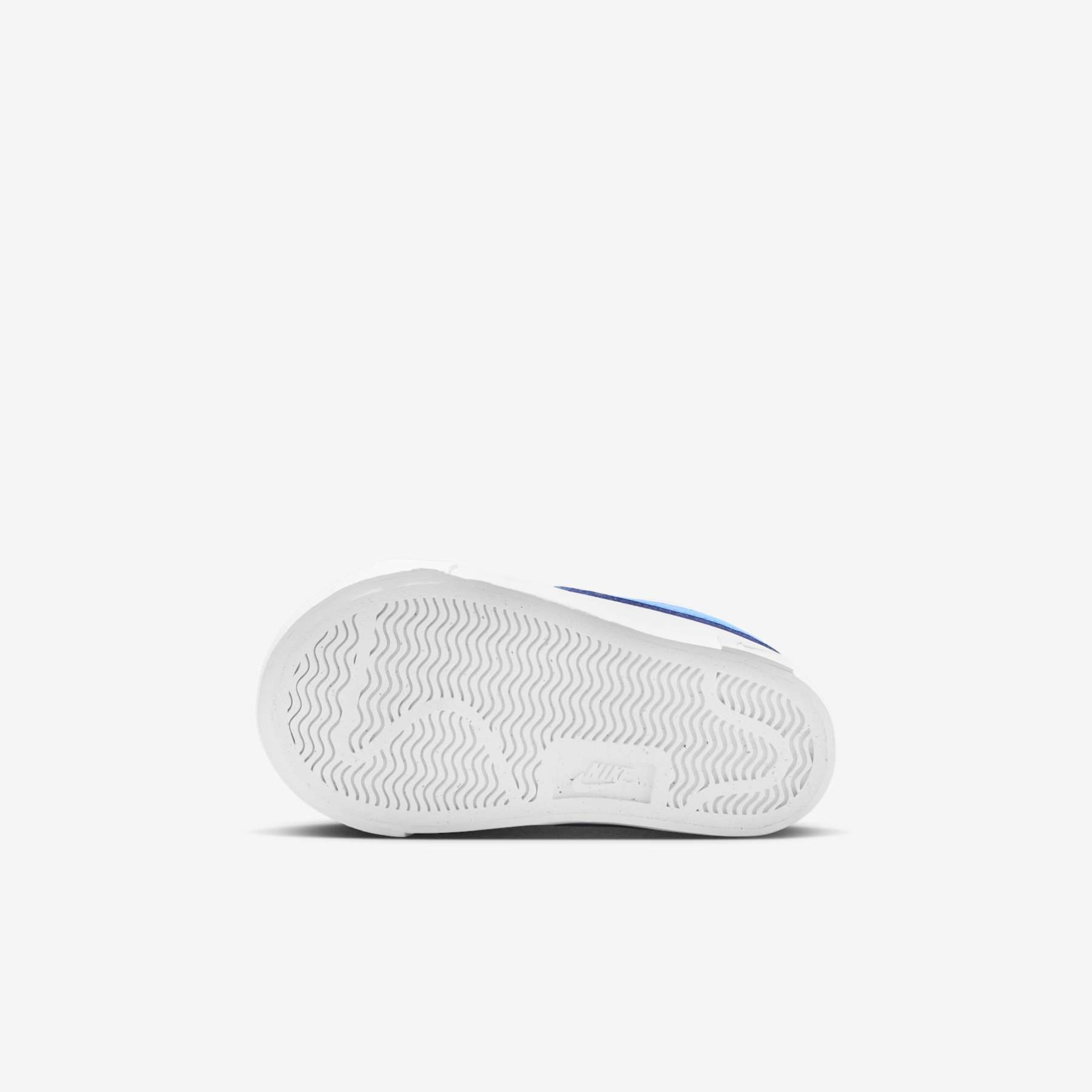 Tênis Nike Essential Infantil - Foto 2