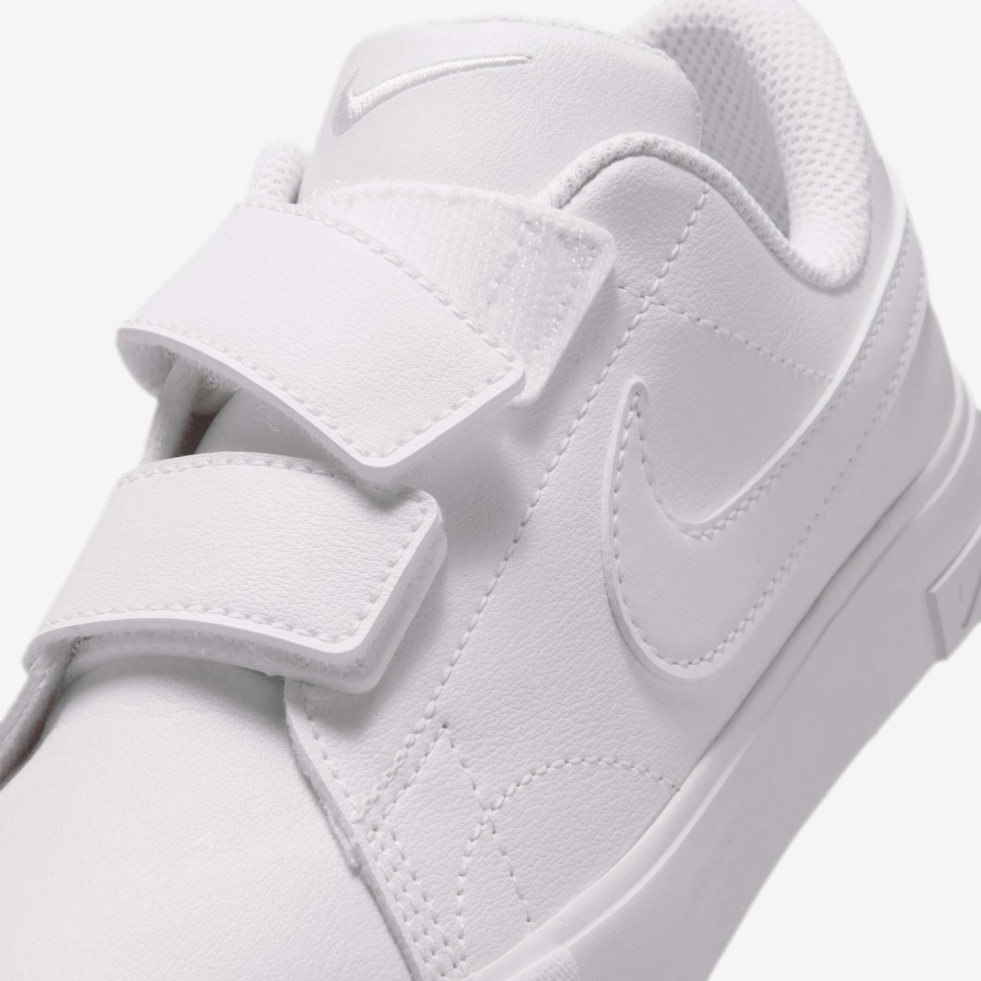 Tênis Nike Essential Infantil - Foto 7