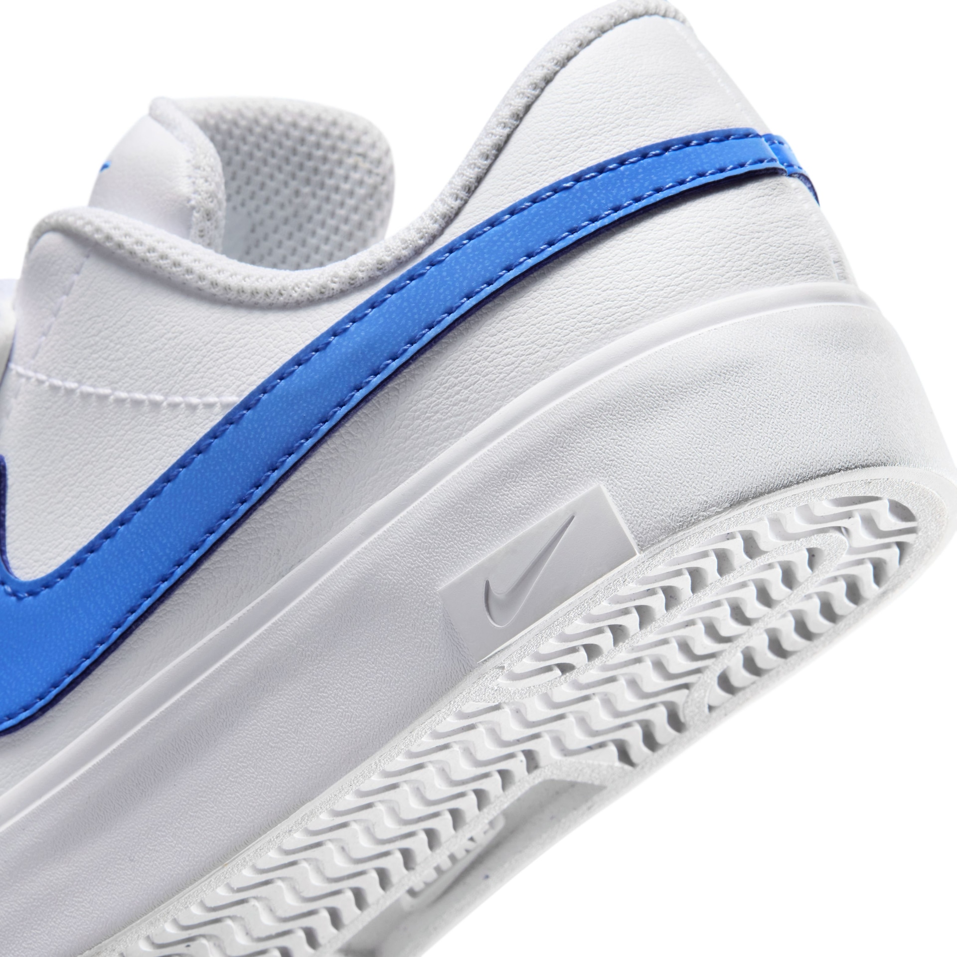 Tênis Nike Essential Infantil - Foto 5