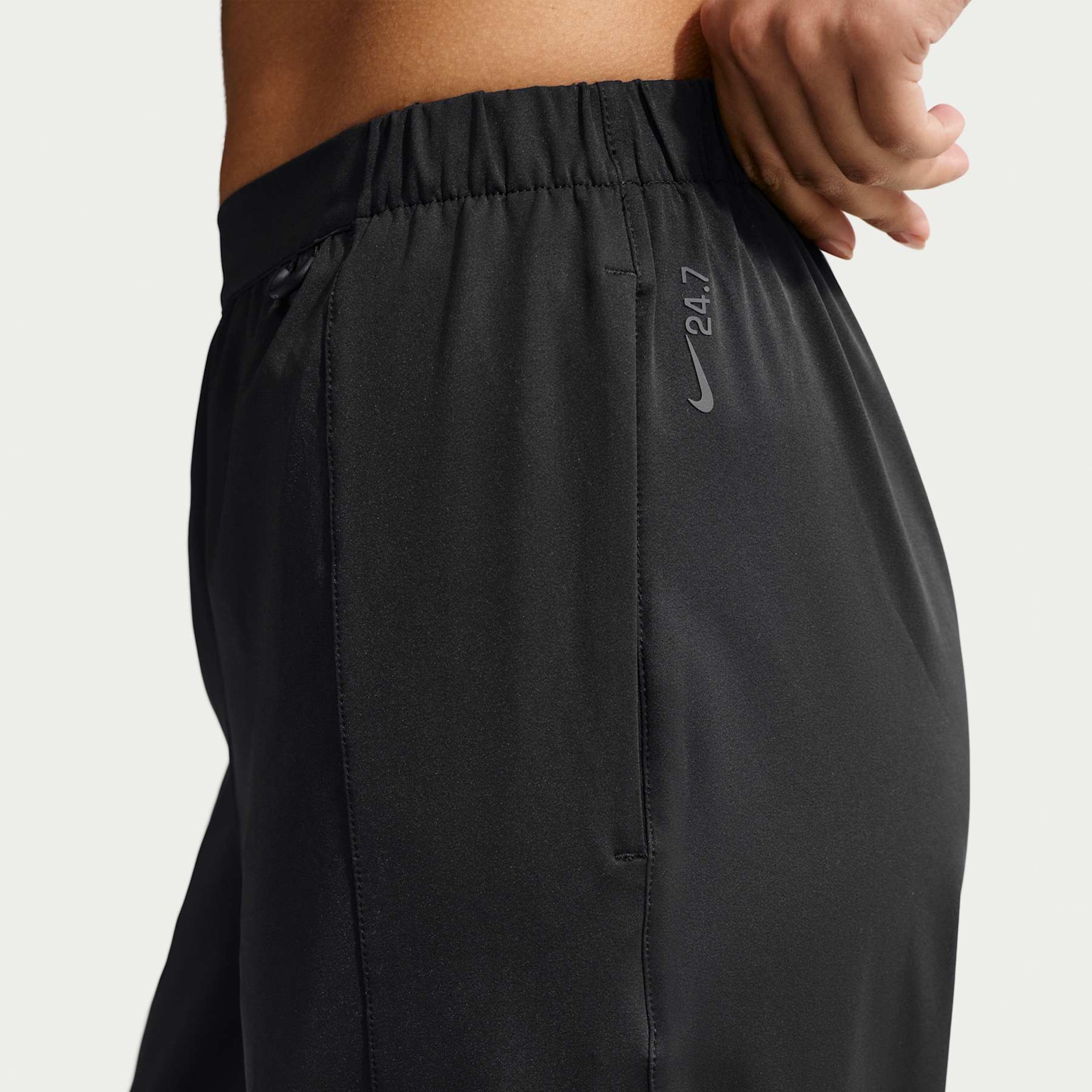 Calça Dri-FIT Nike Wide Leg 24.7 Feminina - Foto 3