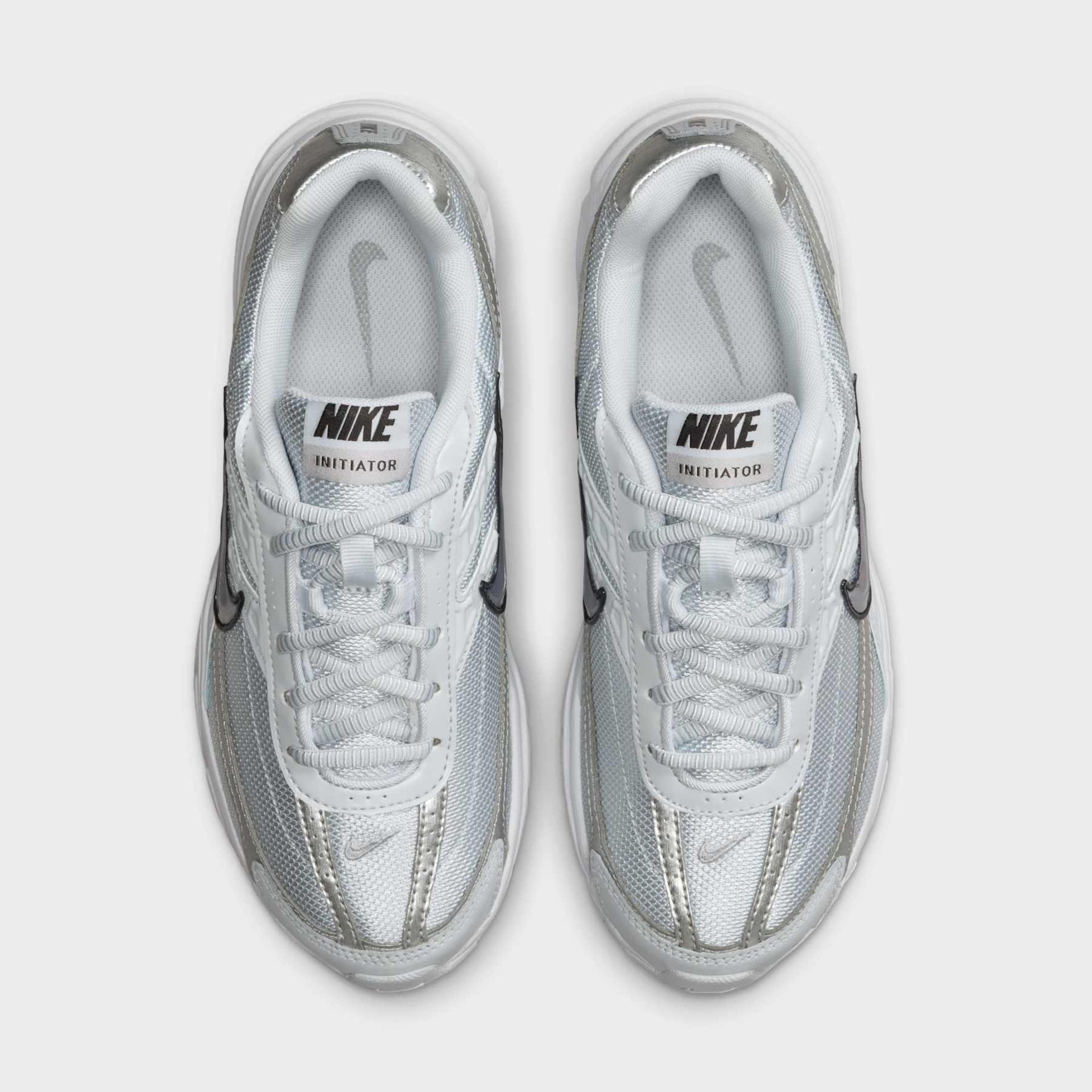 Tênis Nike Initiator Premium Feminino - Foto 4