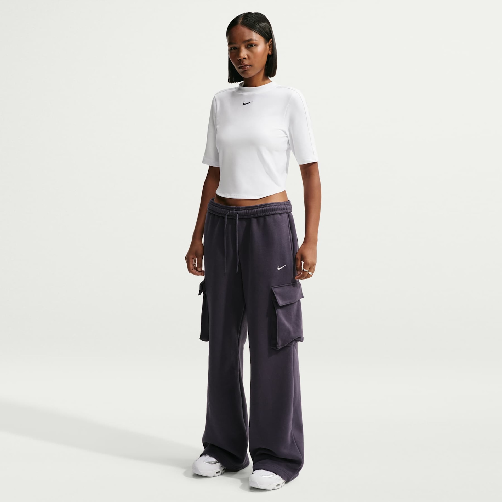 Camiseta Nike Street Fitted Stripe Feminina - Foto 4