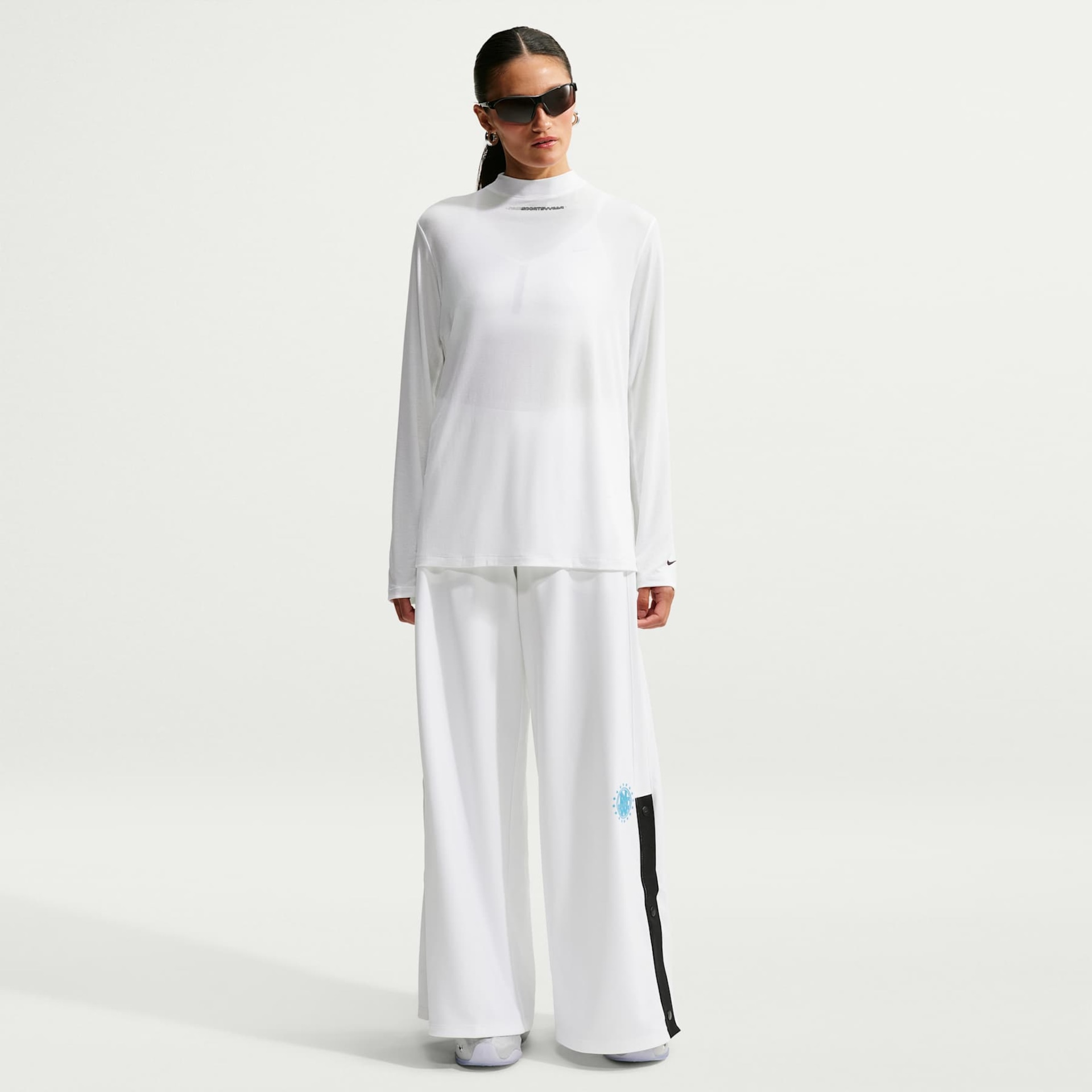Calça Nike Player Knit Wide Leg Feminina - Foto 1