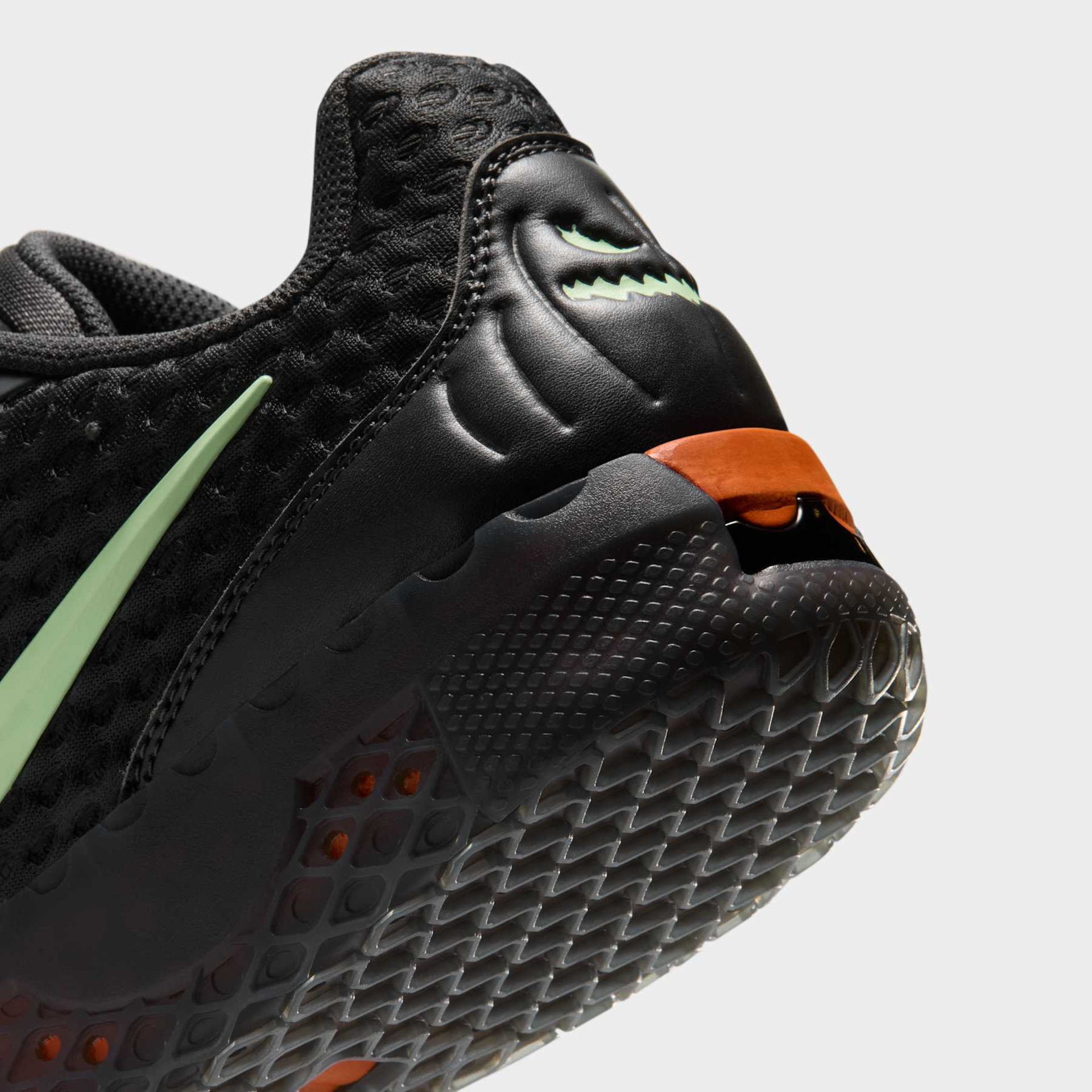 LeBron Witness X "Halloween" - Foto 7
