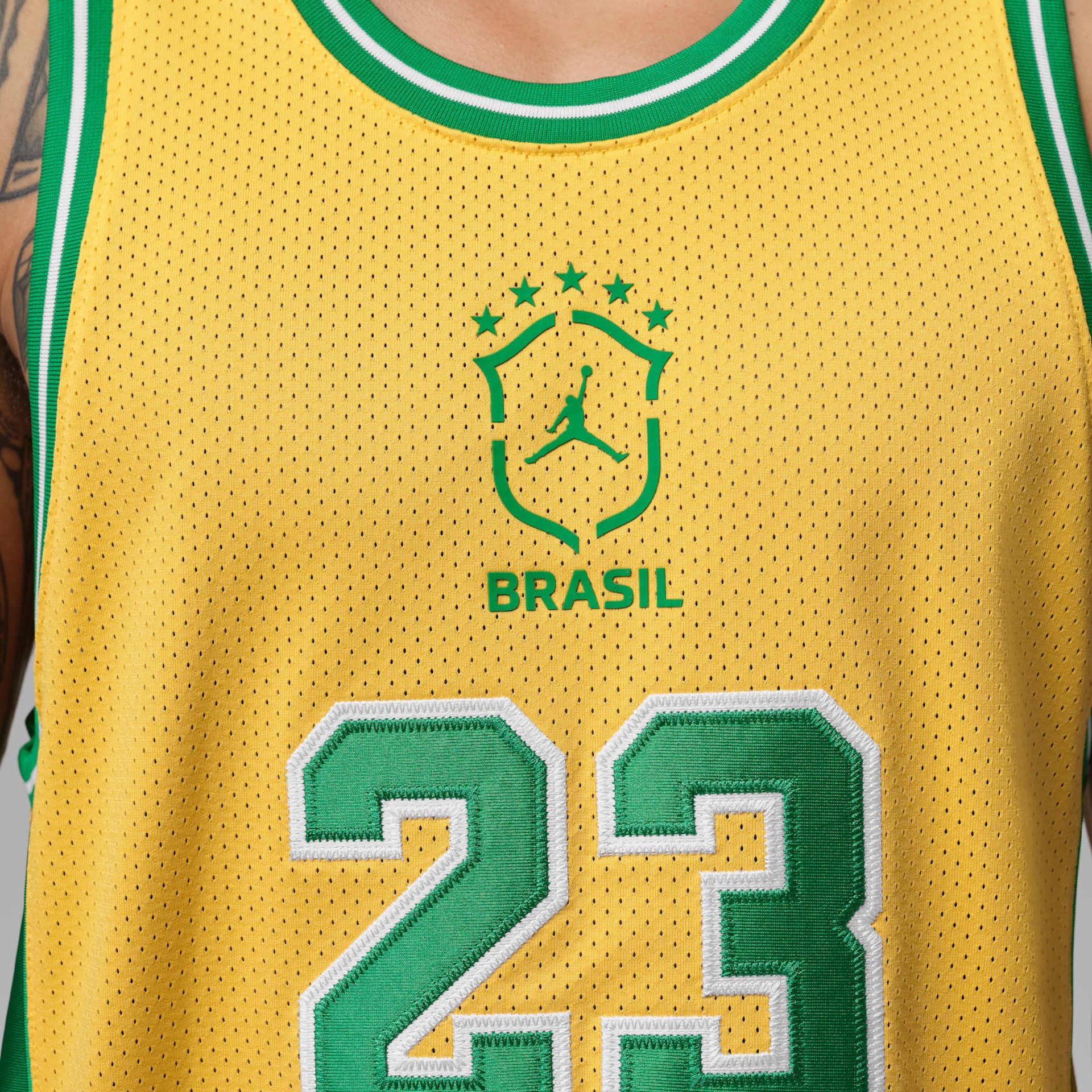 Regata Brasil Jordan Essentials Mesh Masculina - Foto 4