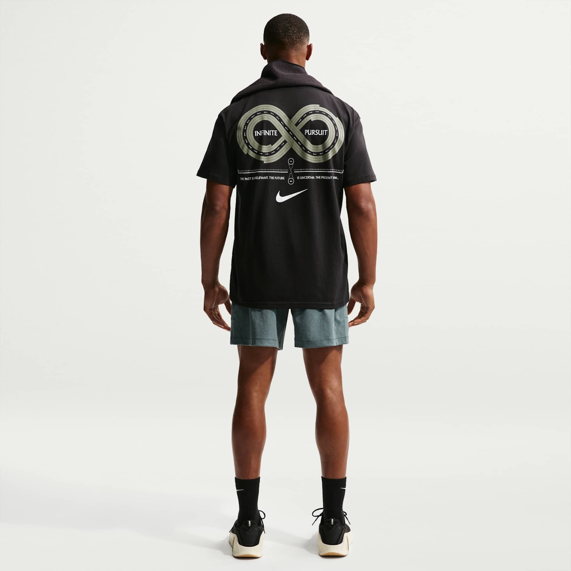 Camiseta Nike Train Infinity Masculina - Foto 5