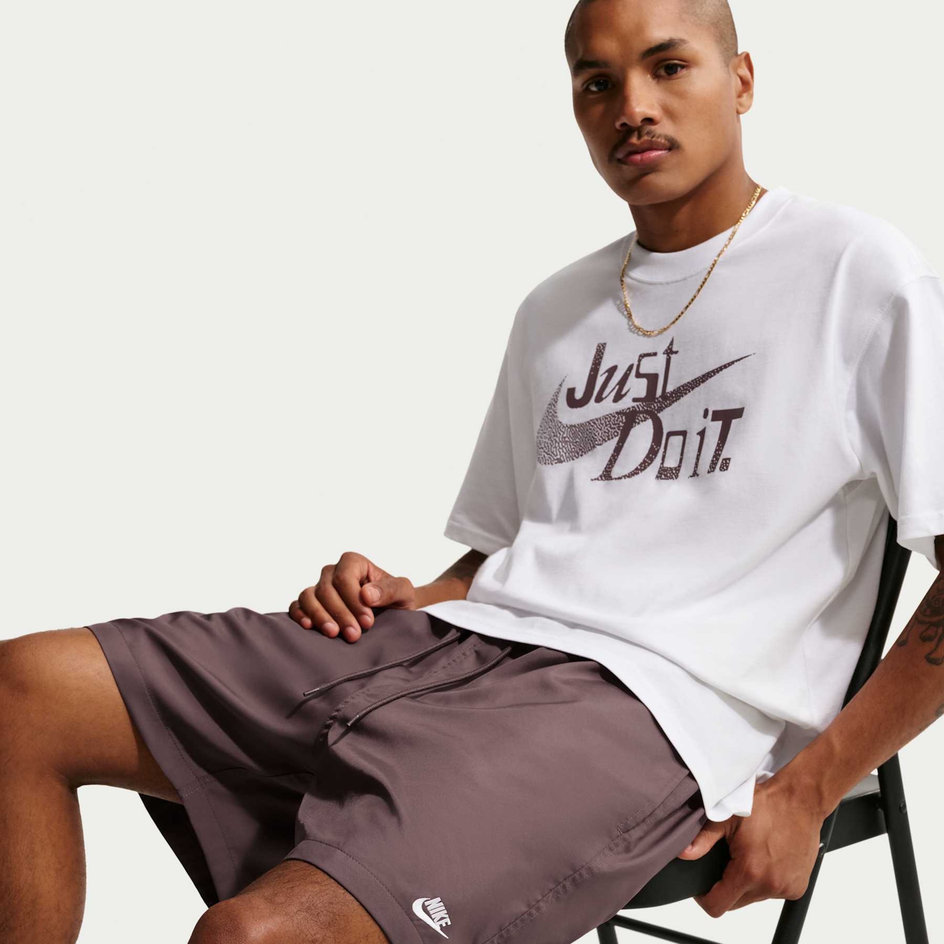 Camiseta Nike Sportswear JDI Unissex - Foto 4