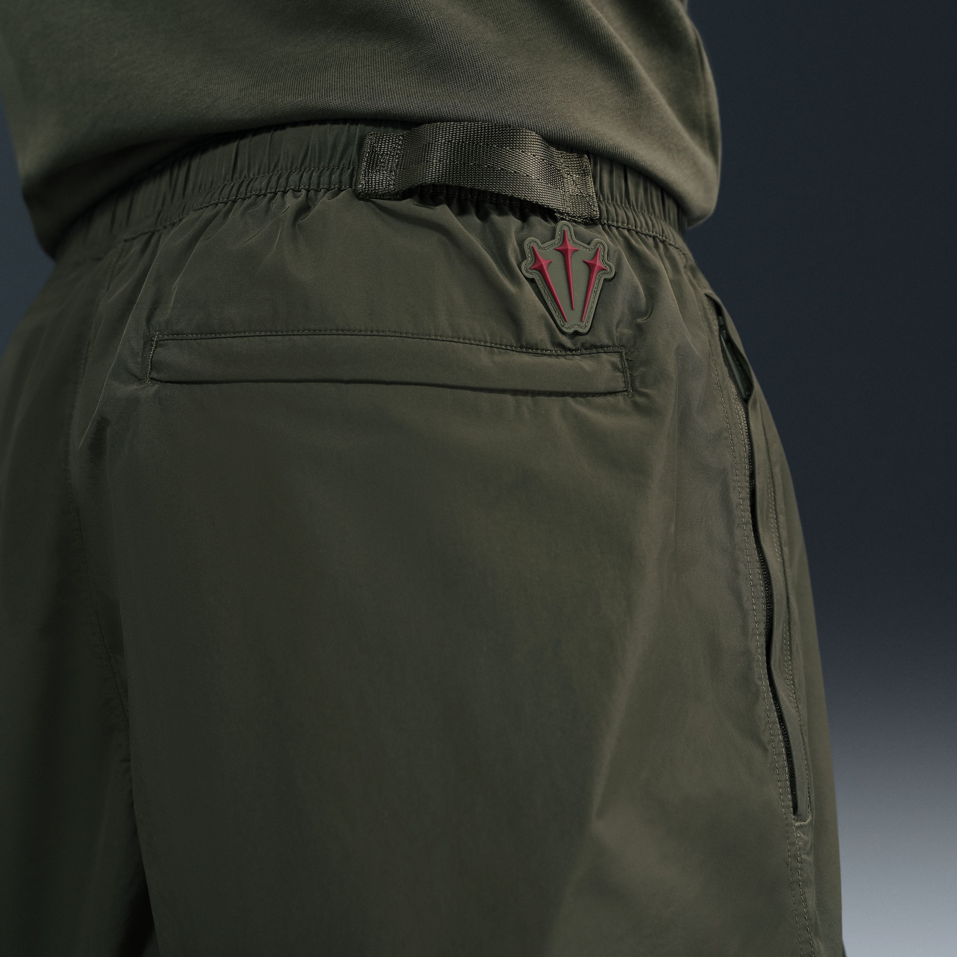  Nike x NOCTA Cardinal Nylon Shorts - Foto 8