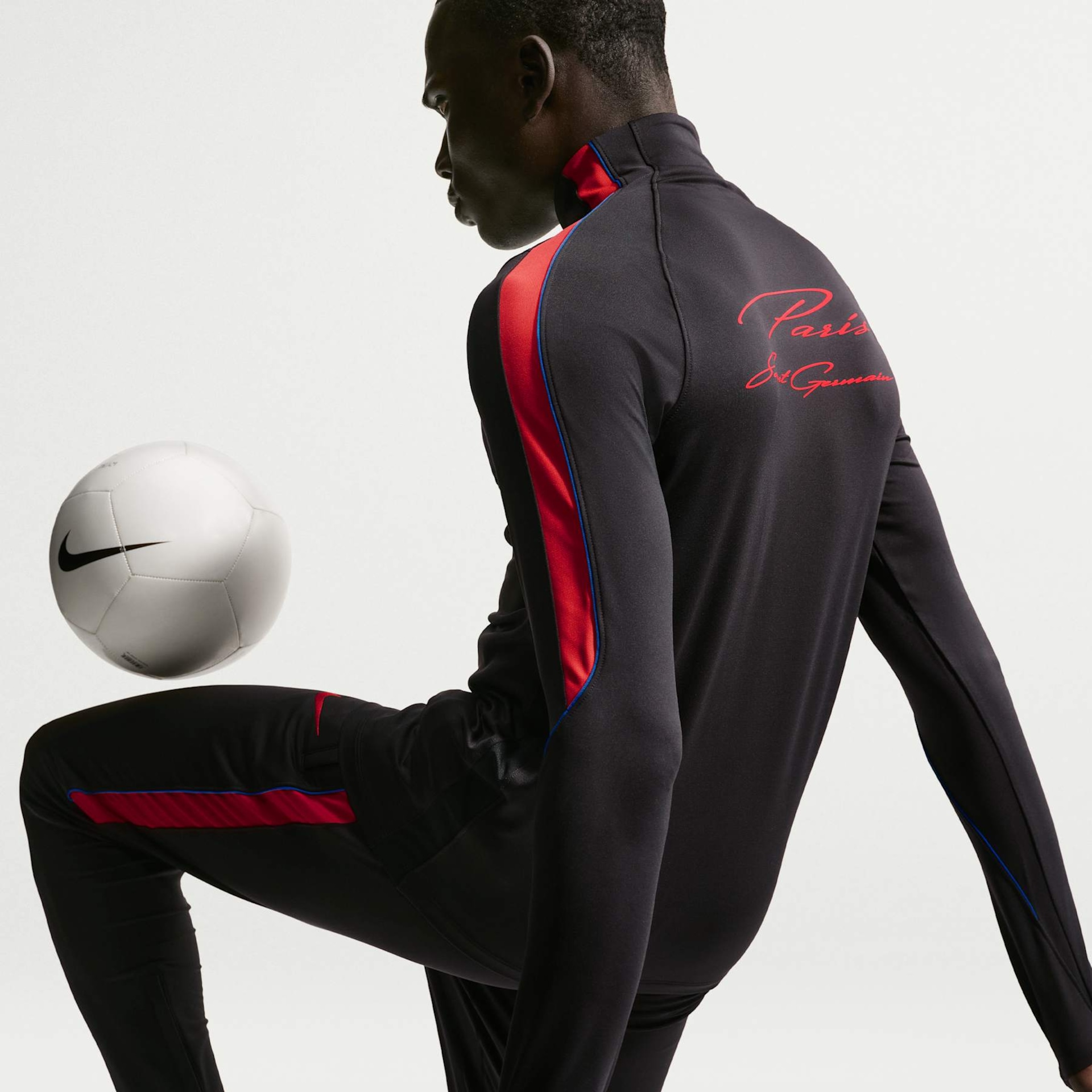 Camisa Paris Saint-Germain Nike Strike Drill Masculina - Foto 3