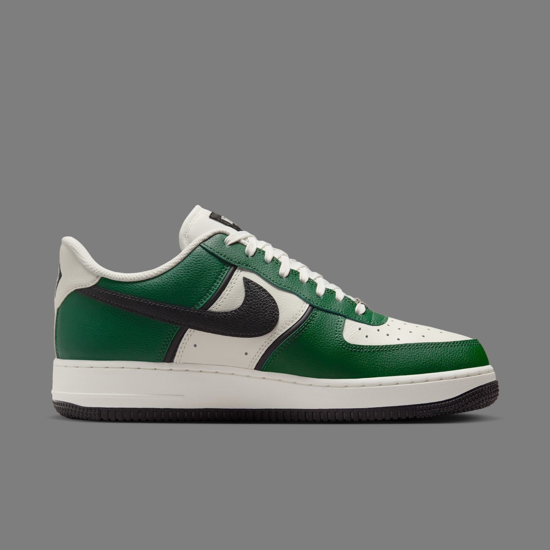 Tênis Nike Air Force 1 '07 LV8 Masculino - Foto 3