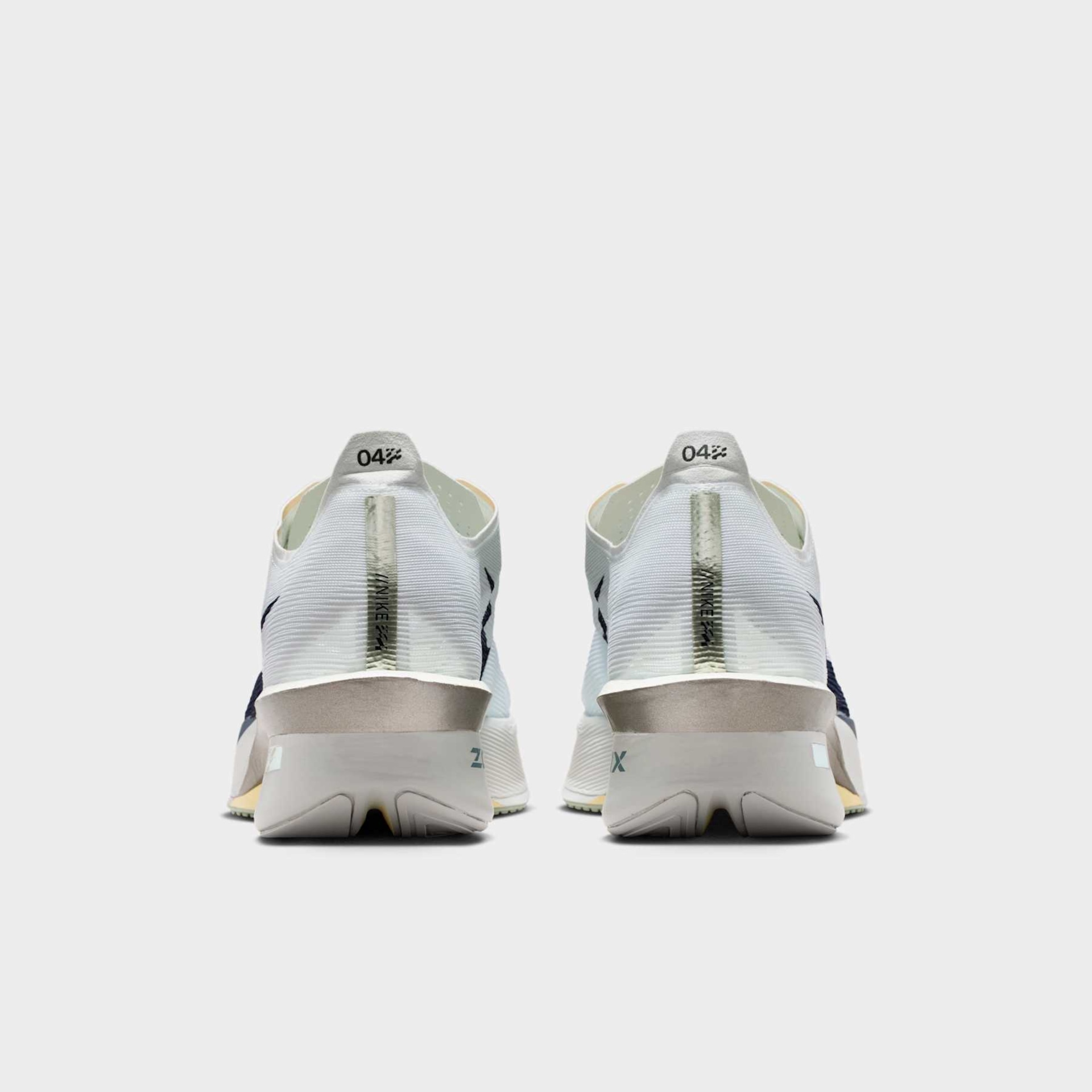Tênis Nike ZoomX VaporFly 4 Masculino - Foto 6