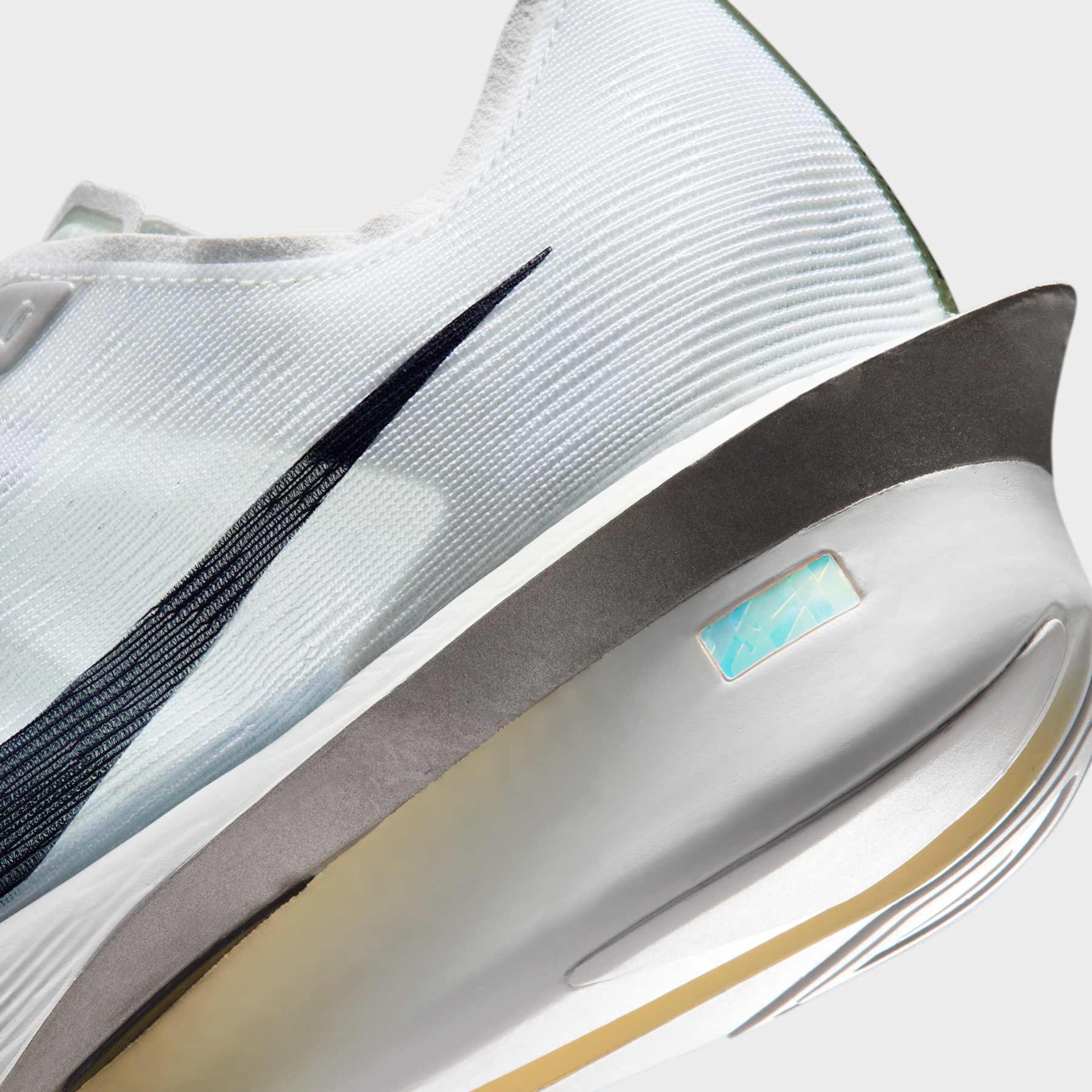 Tênis Nike ZoomX VaporFly 4 Masculino - Foto 8