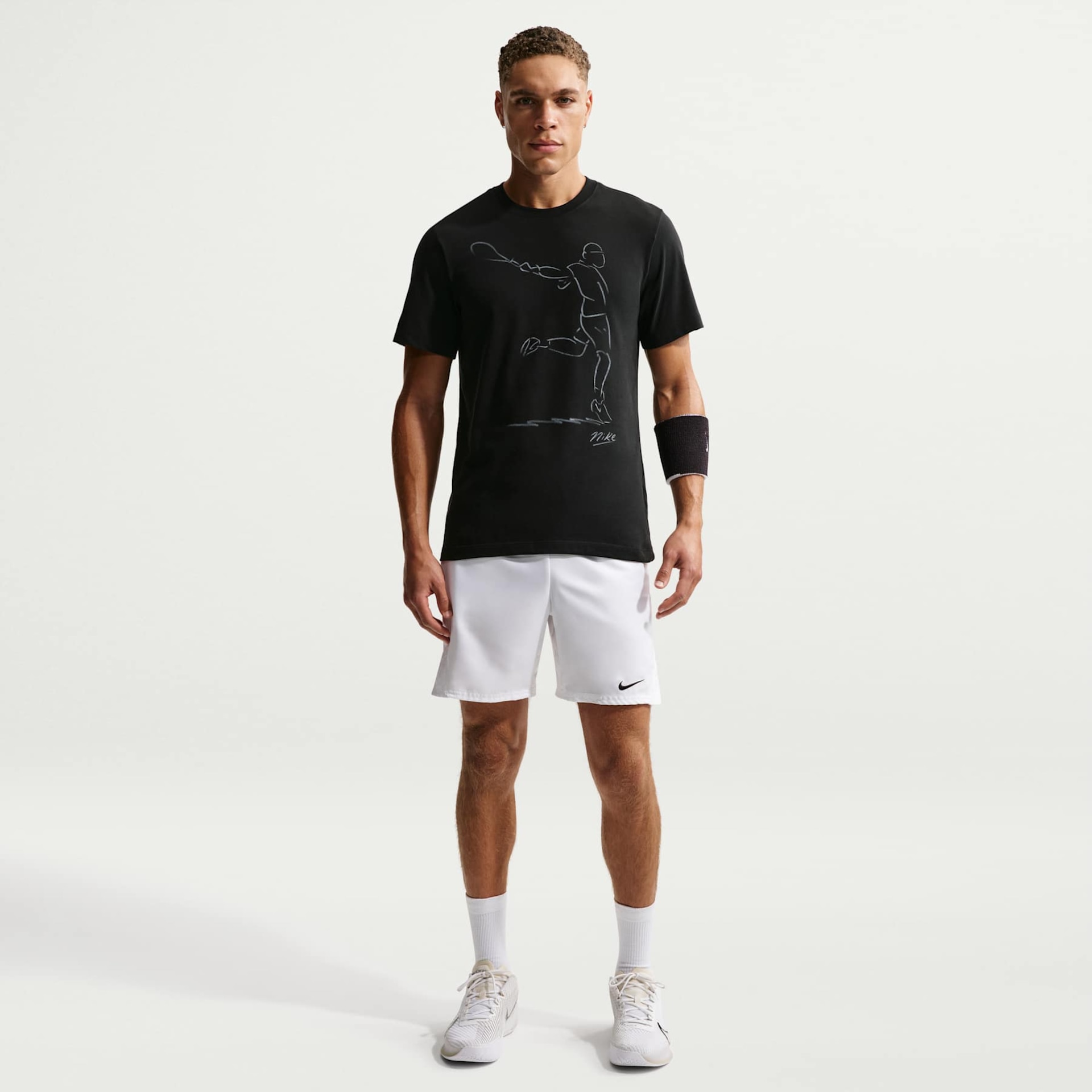 Camiseta Dri-FIT Nike Court French Open Masculina - Foto 4