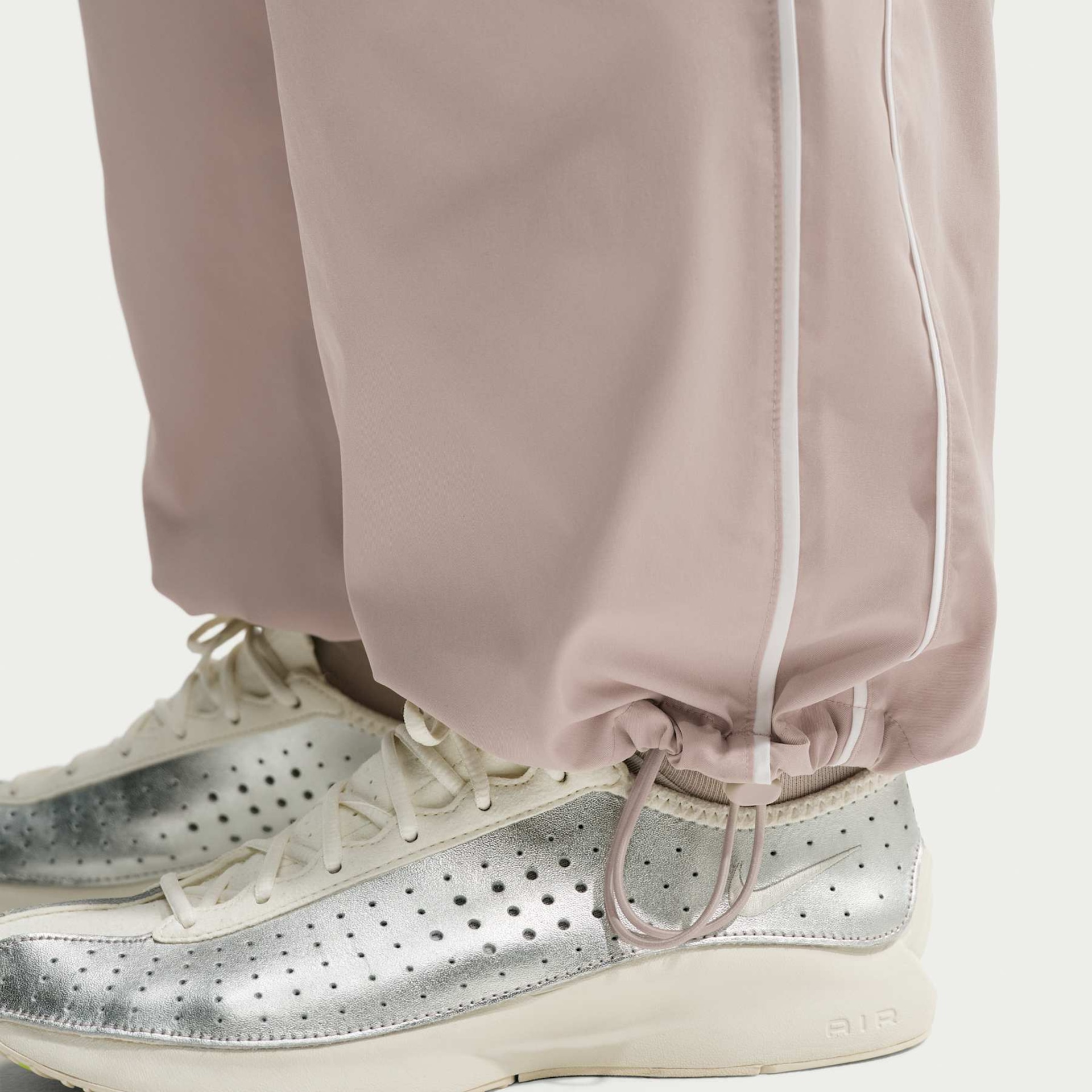 Calça Nike Essential Track Loose Feminina - Foto 6