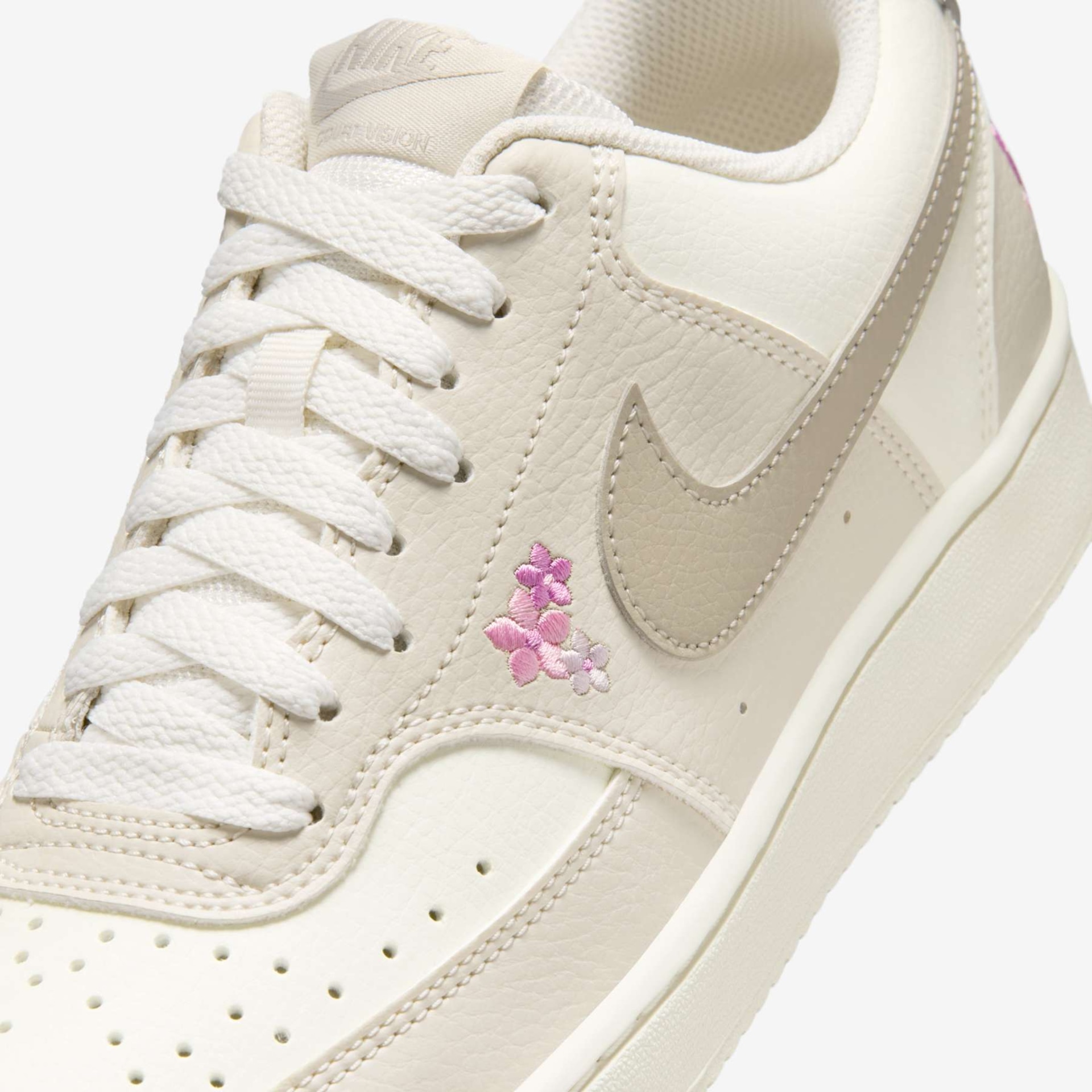 Tênis Nike Court Vision Low SE Feminino - Foto 7