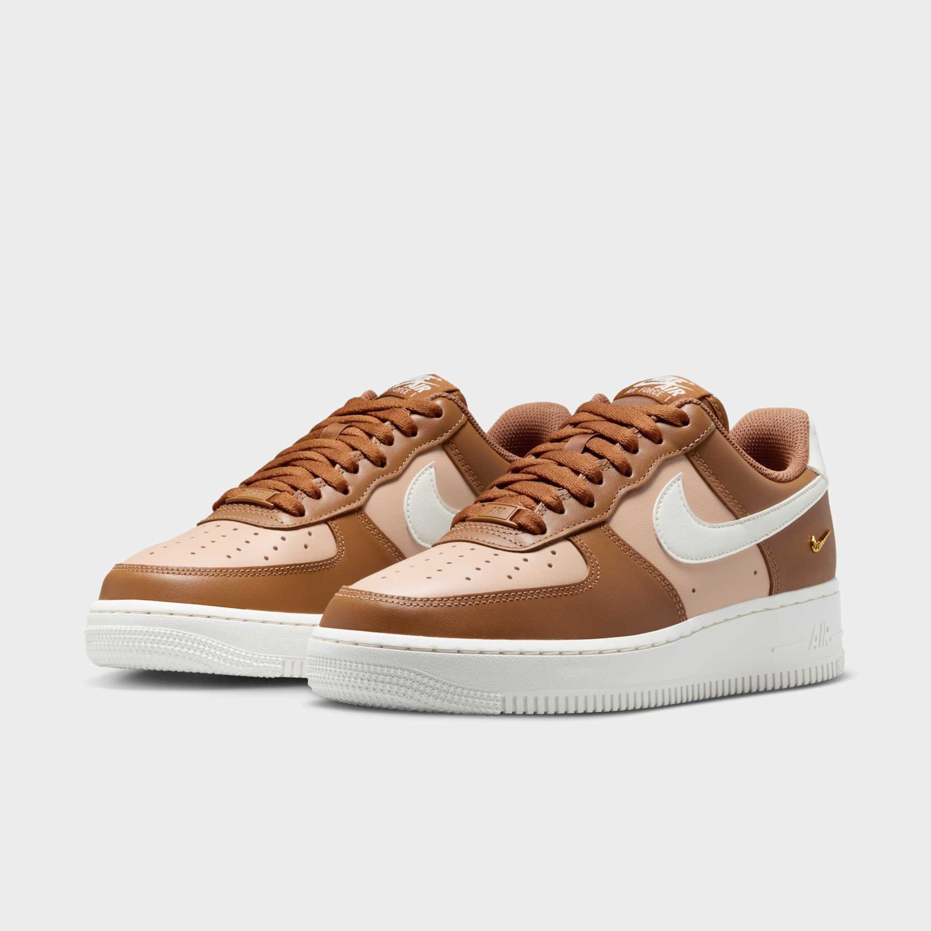 Tênis Nike Air Force 1 '07 Low Feminino - Foto 5