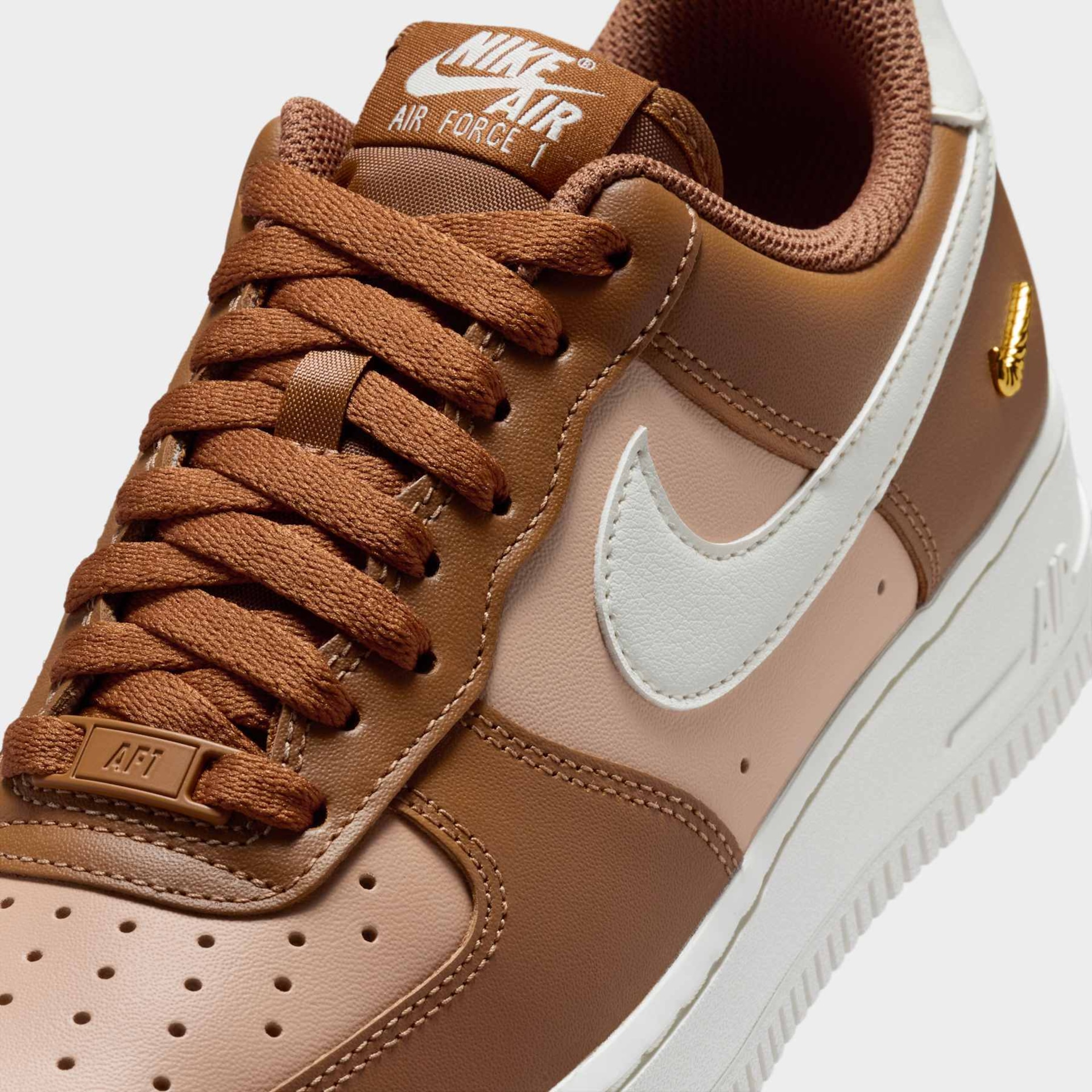 Tênis Nike Air Force 1 '07 Low Feminino - Foto 7