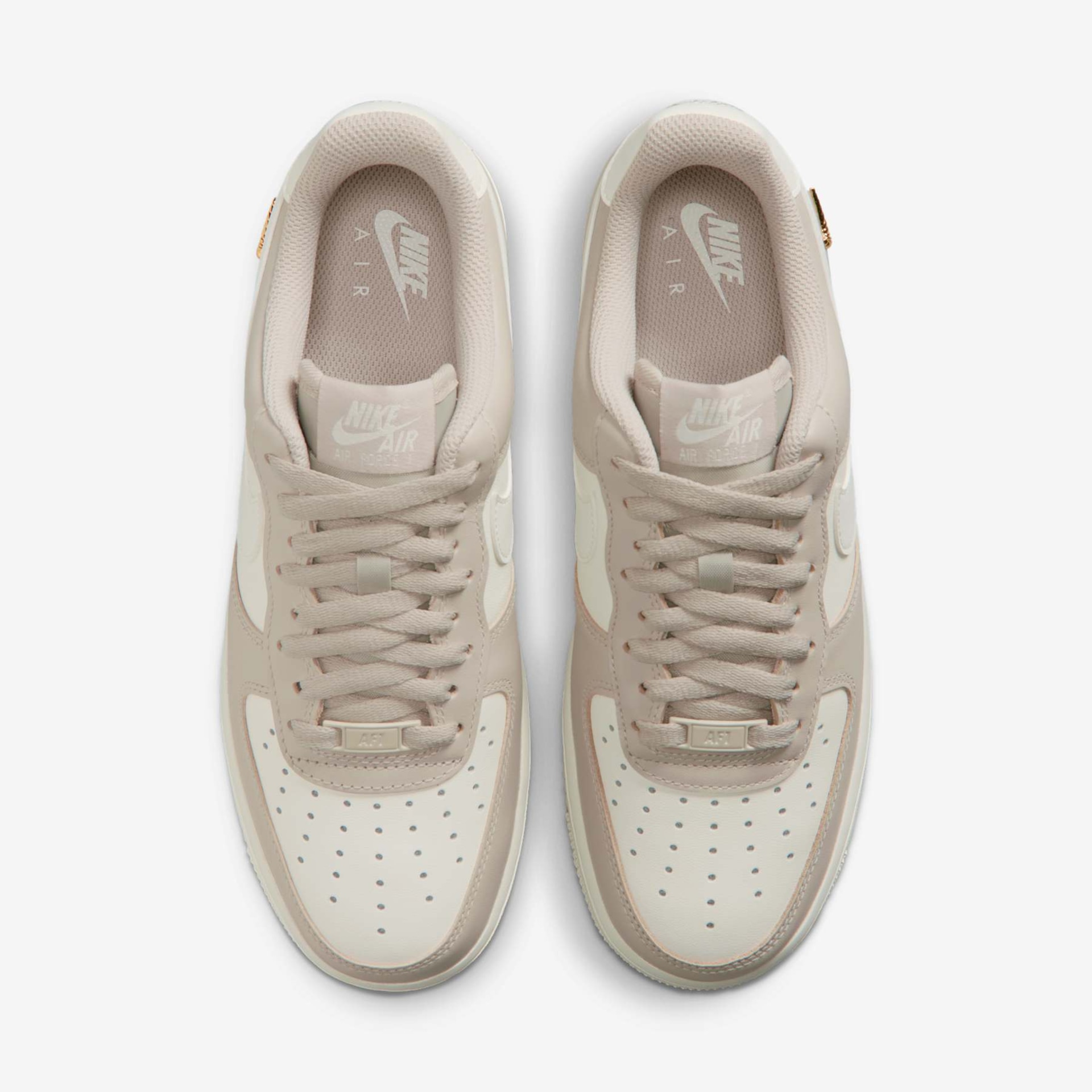 Tênis Nike Air Force 1 '07 Low Feminino - Foto 4