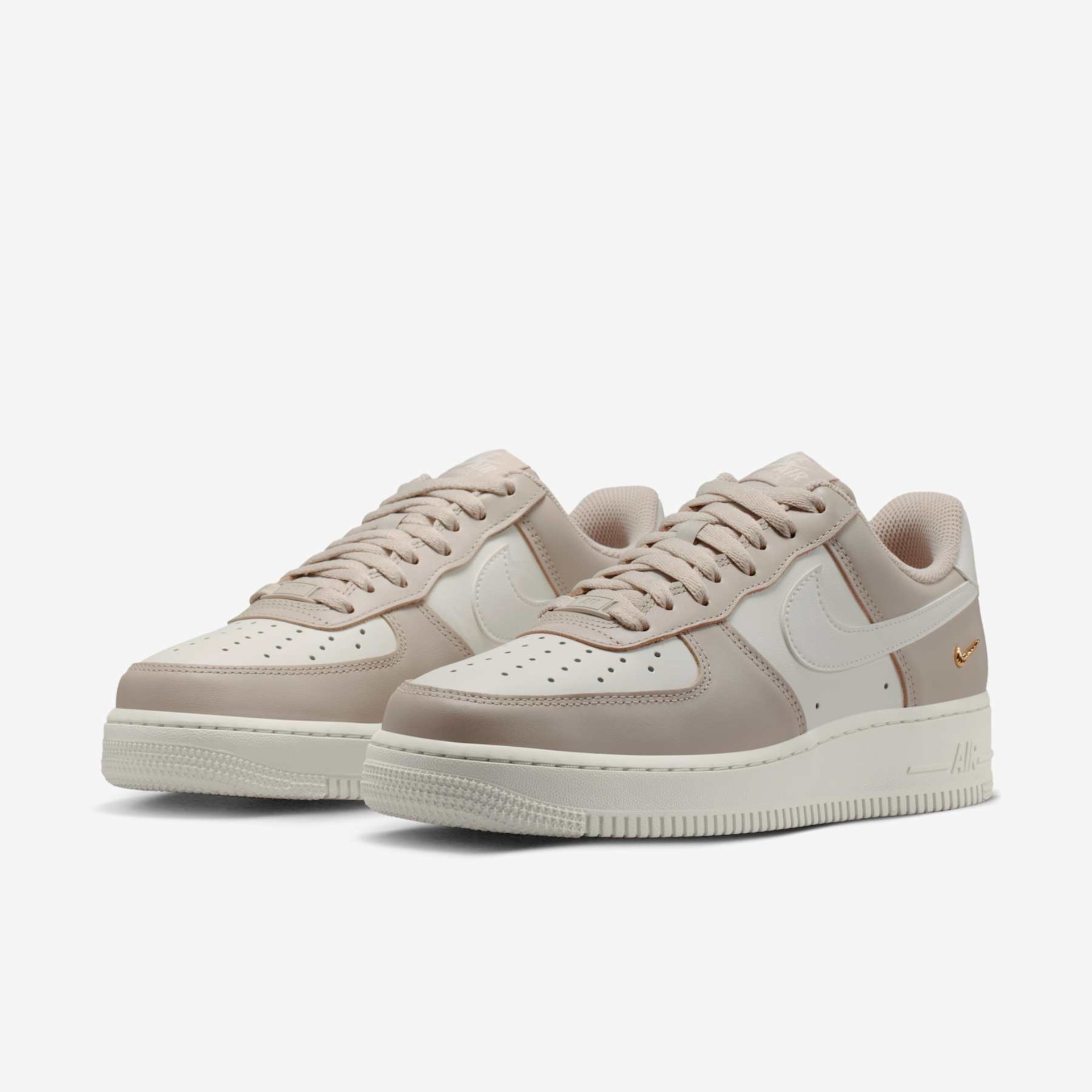 Tênis Nike Air Force 1 '07 Low Feminino - Foto 5