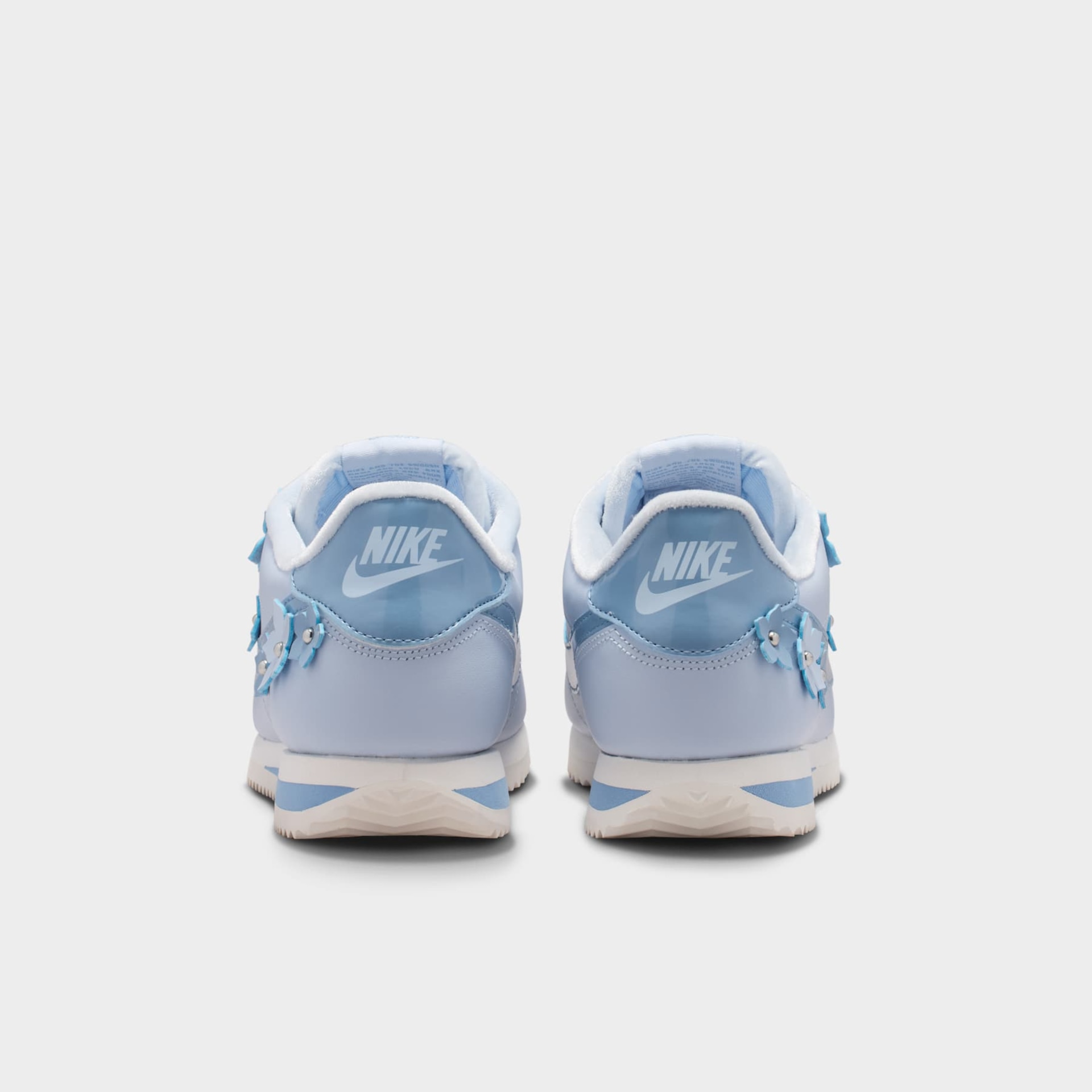 Tênis Nike Cortez Leather Florette Feminino - Foto 6