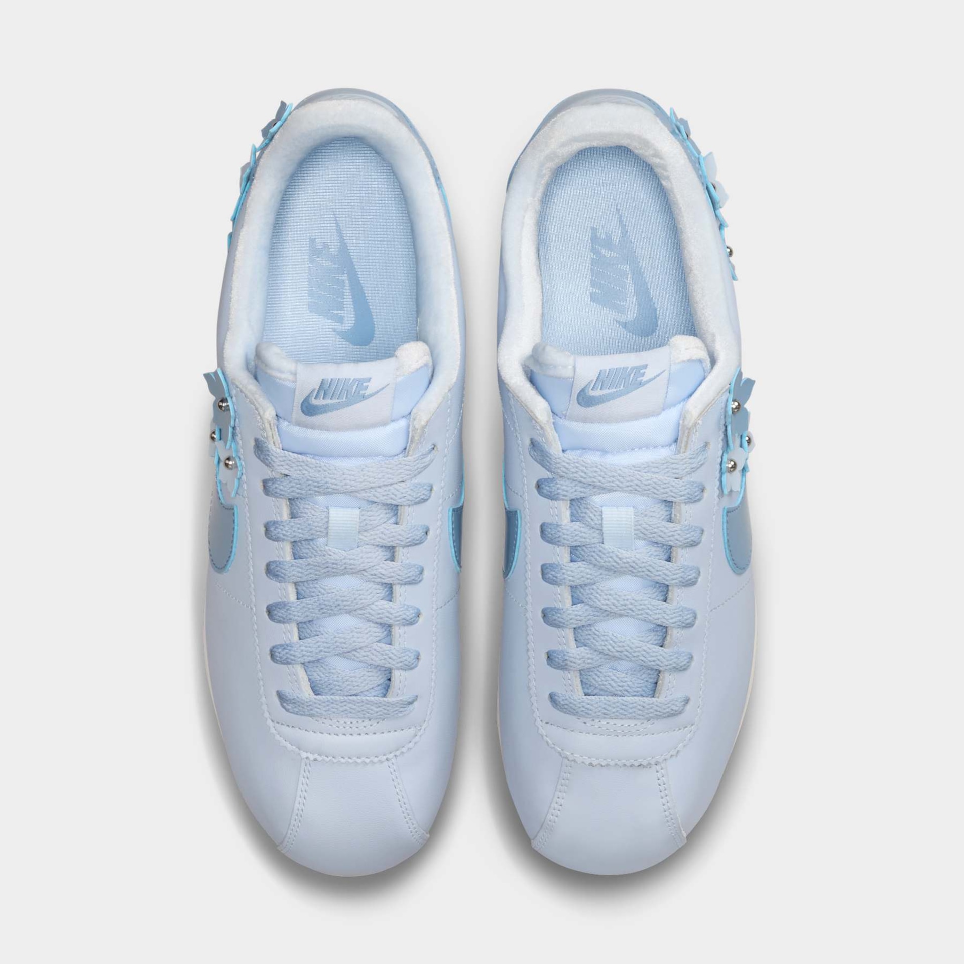 Tênis Nike Cortez Leather Florette Feminino - Foto 4