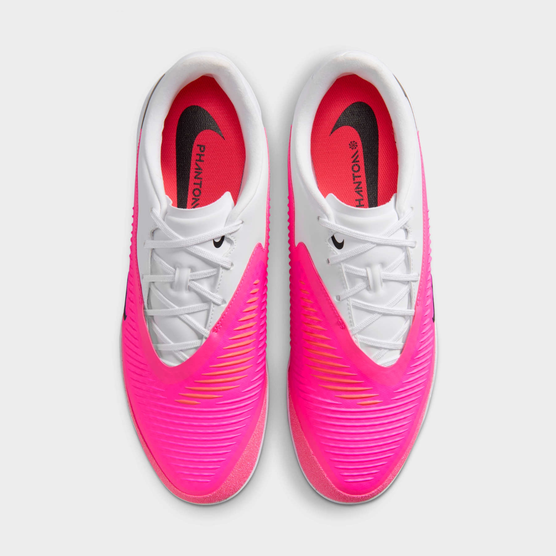 Chuteira Futsal Nike Phantom 6 Academy Low - Foto 4