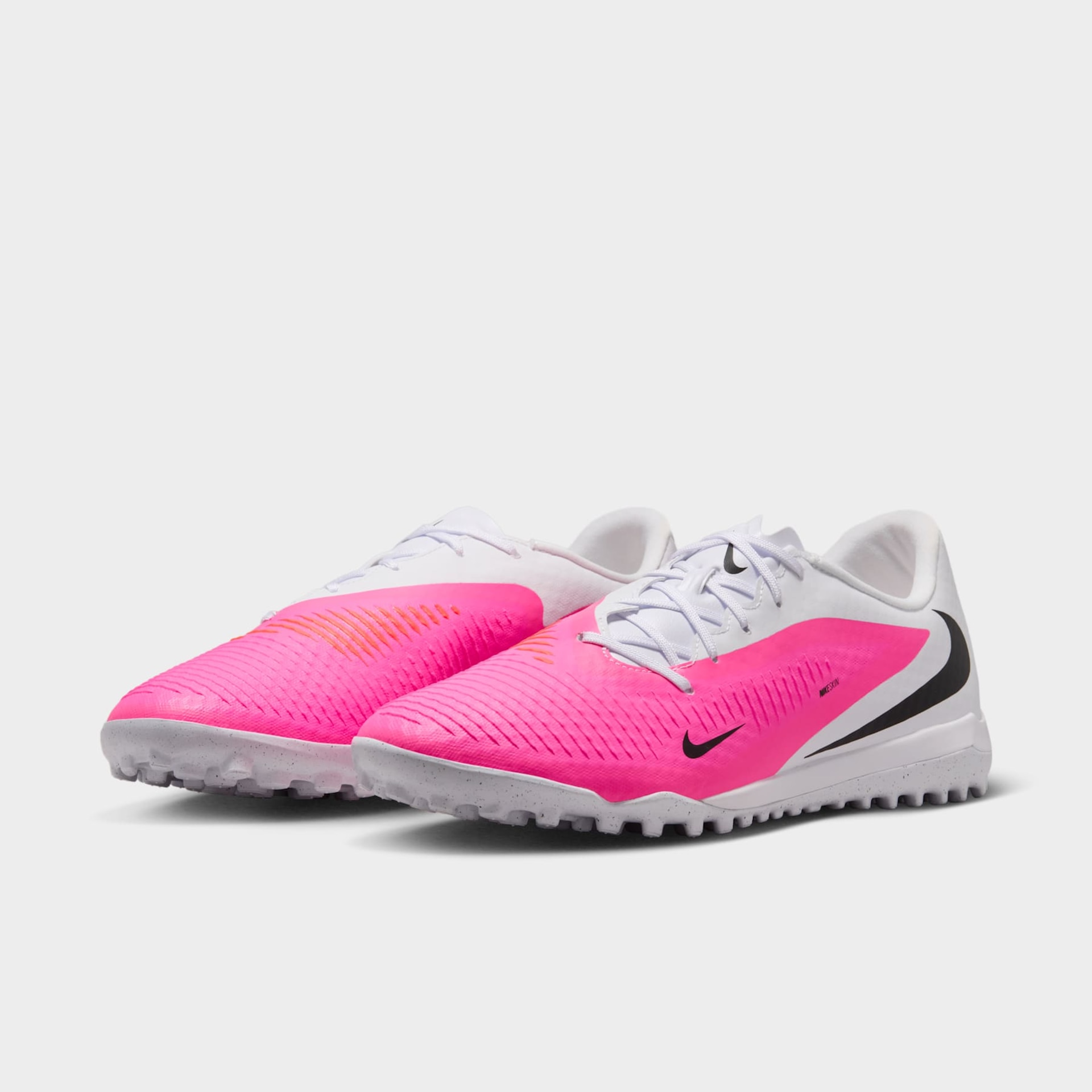 Chuteira Society Nike Phantom 6 Academy Low - Foto 5