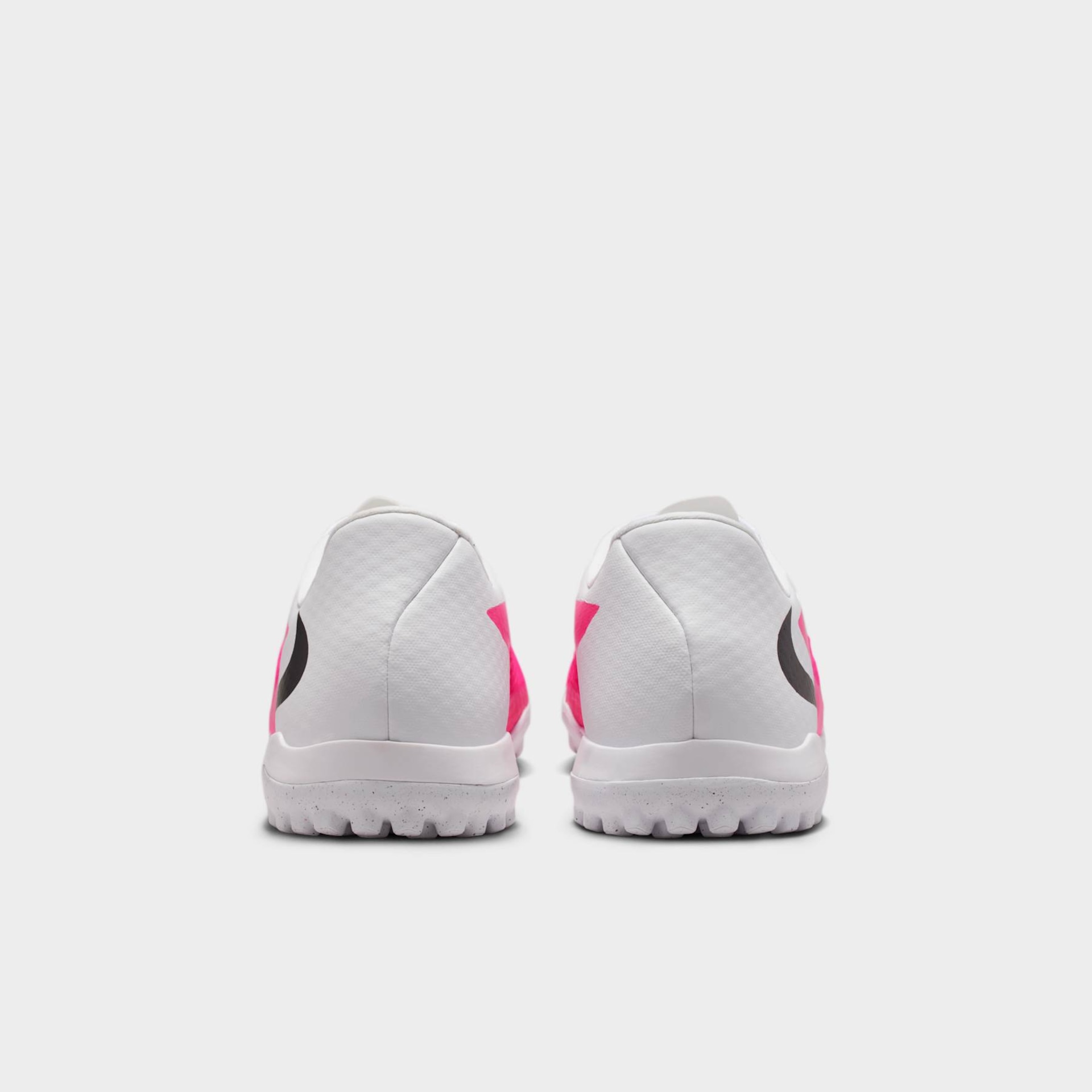 Chuteira Society Nike Phantom 6 Academy Low - Foto 6