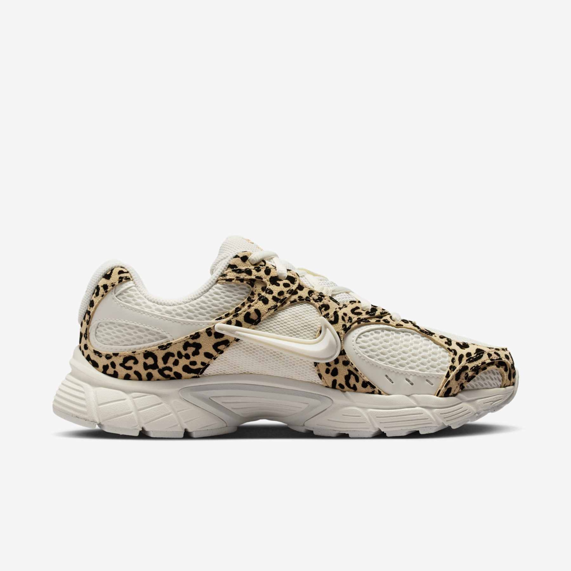 Tênis Nike V5 Runner Feminino - Foto 3