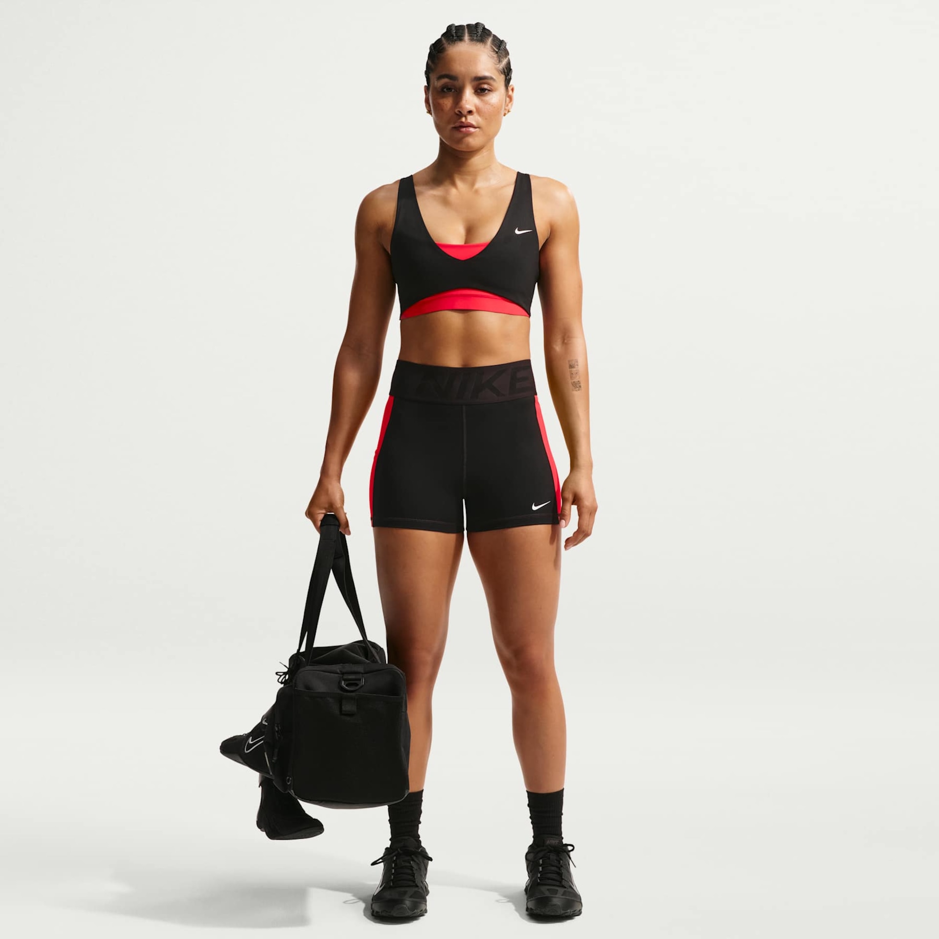 Shorts Nike Pro Sculpt Feminino - Foto 1
