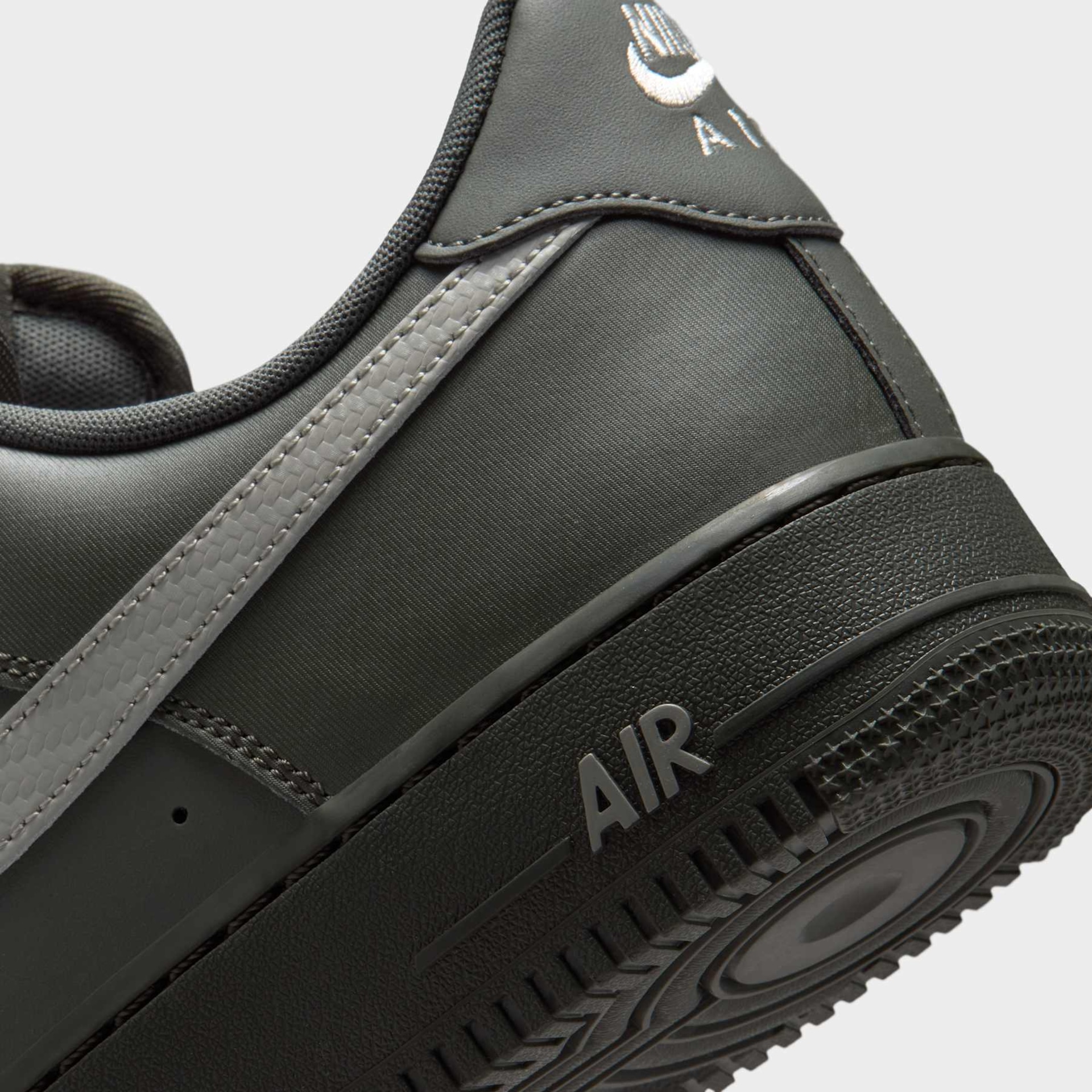 Tênis Nike Air Force 1 '07 Tech Masculino - Foto 8
