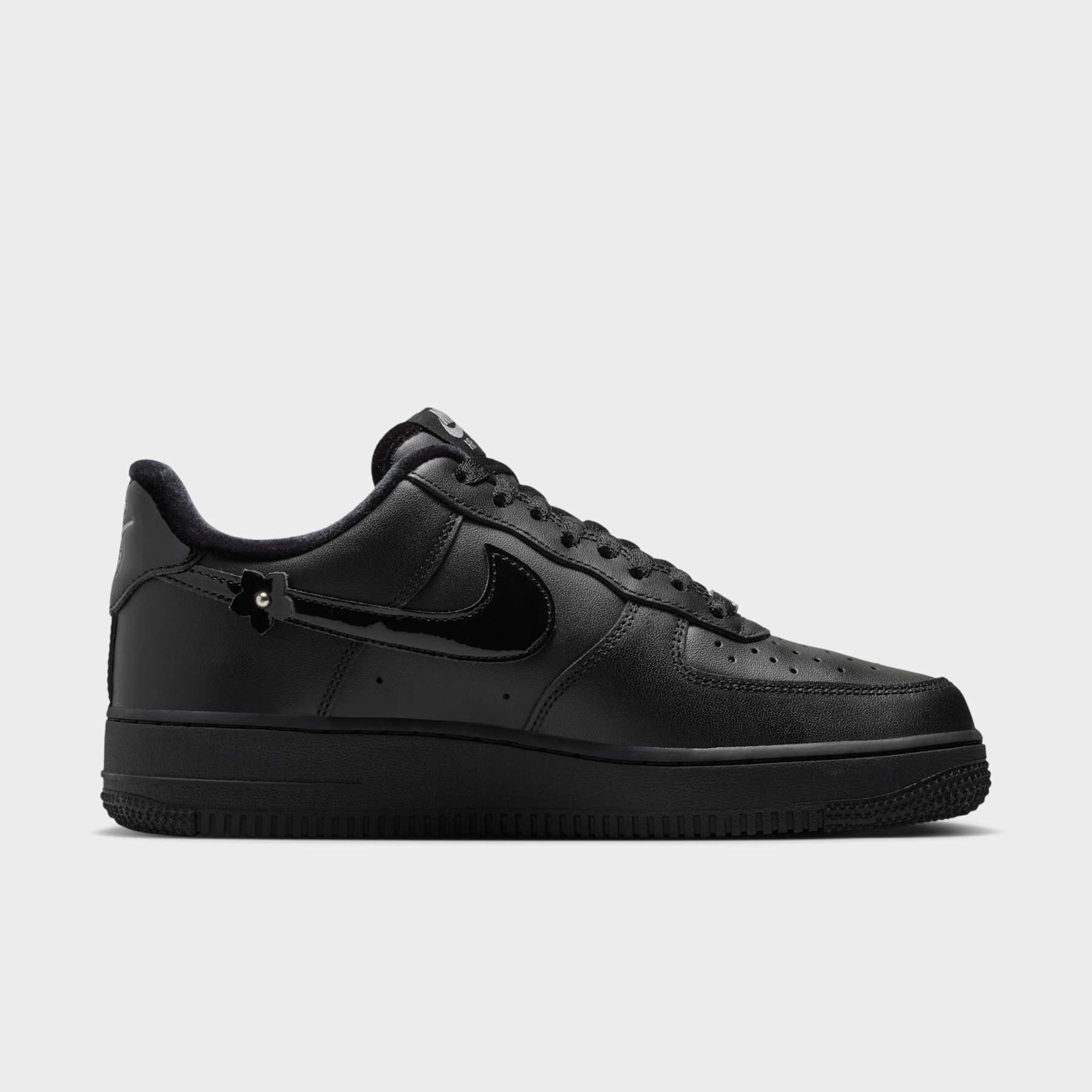 Tênis Nike Air Force 1 '07 SE Feminino - Foto 3